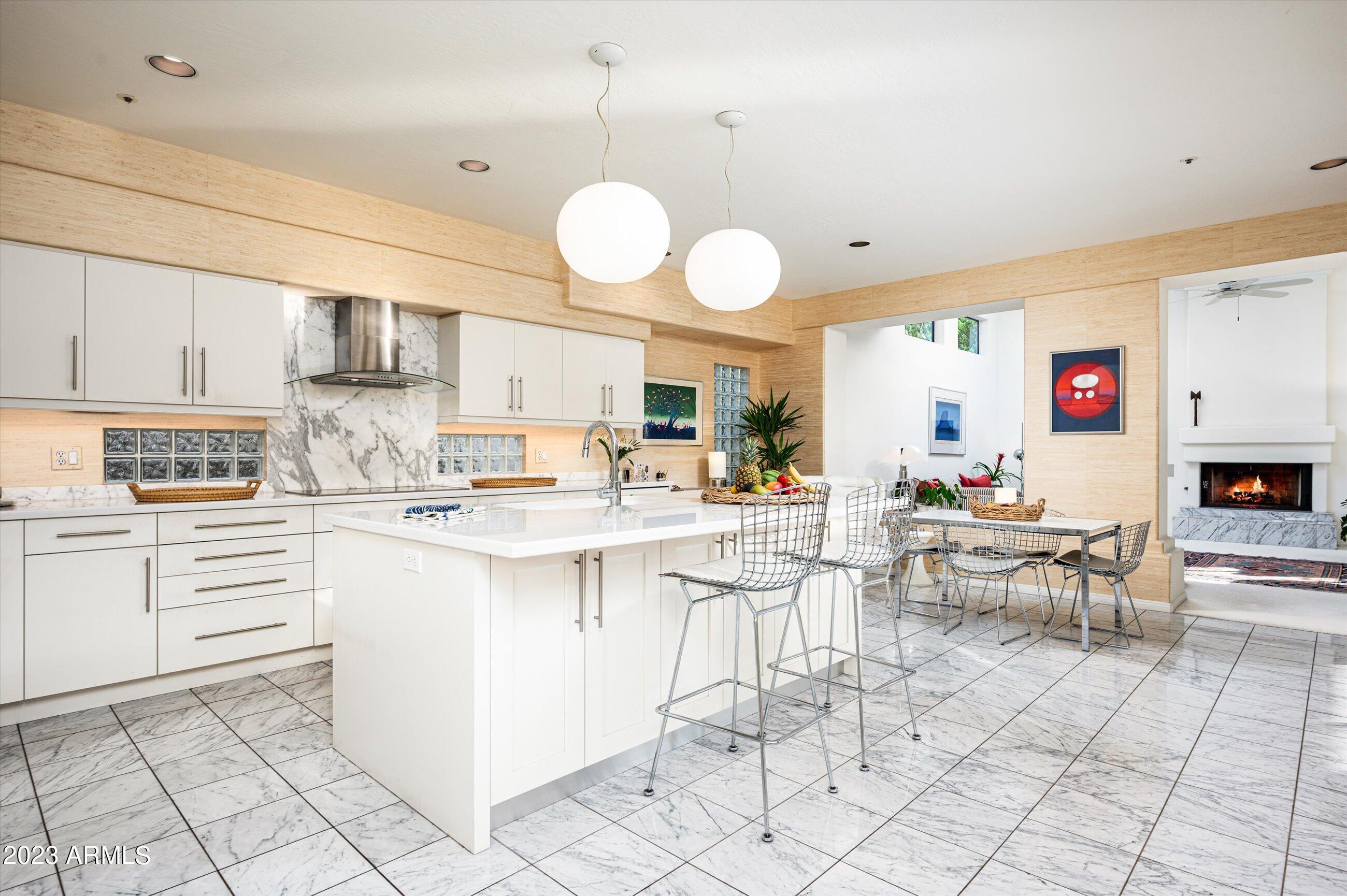 7311 E VIA ESTRELLA Avenue