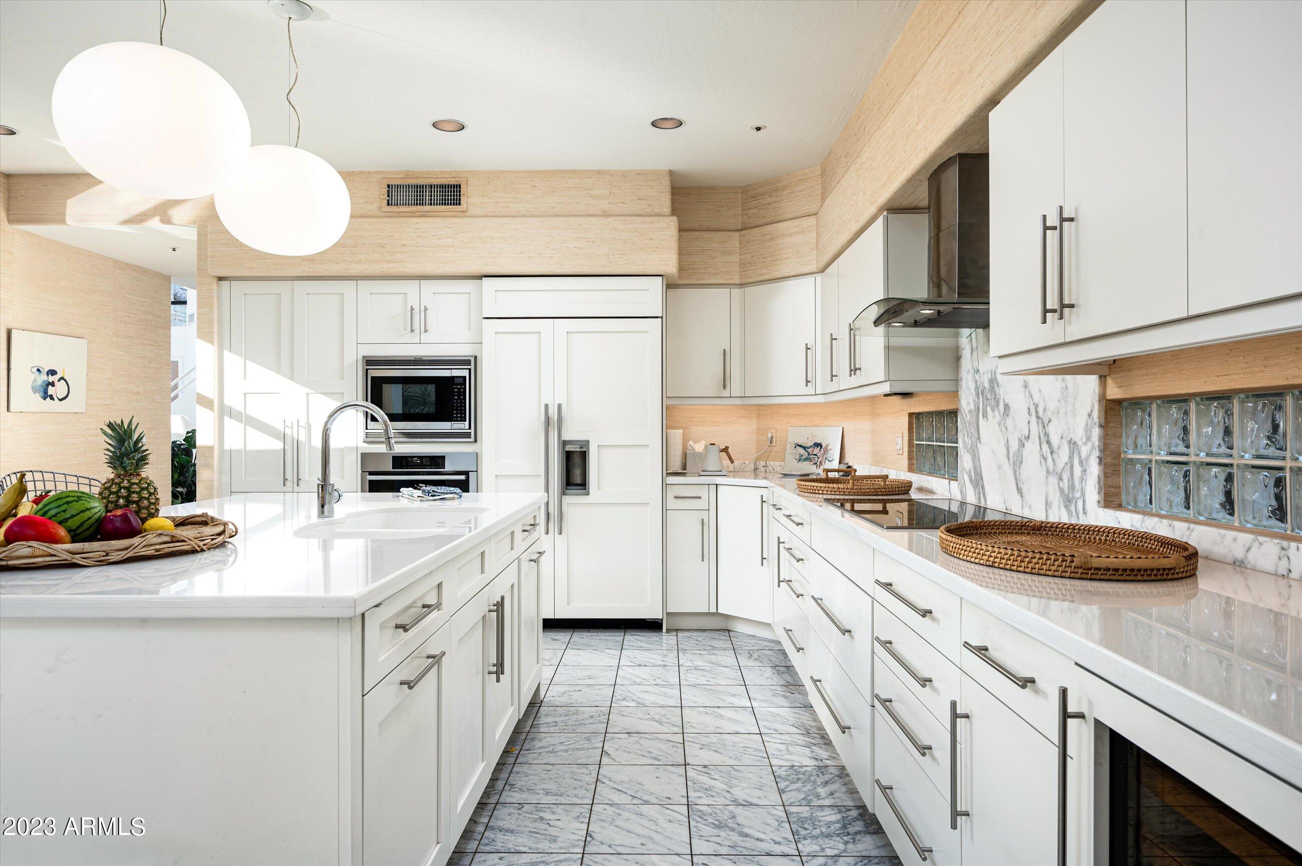 7311 E VIA ESTRELLA Avenue