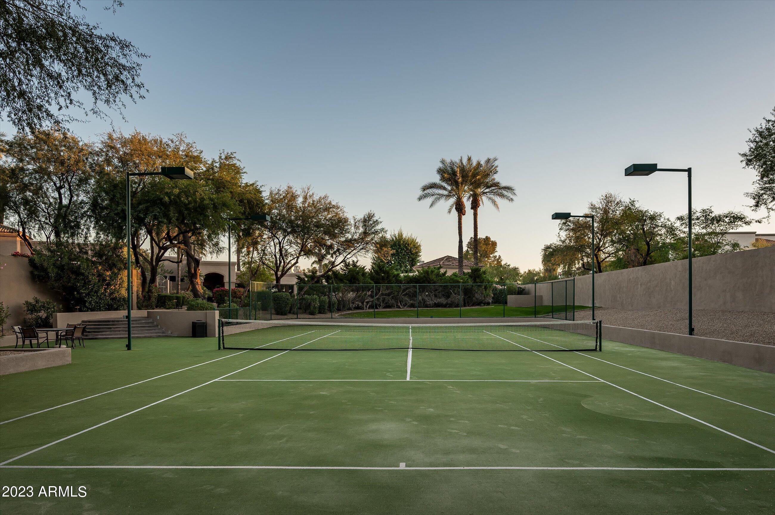 7311 E VIA ESTRELLA Avenue