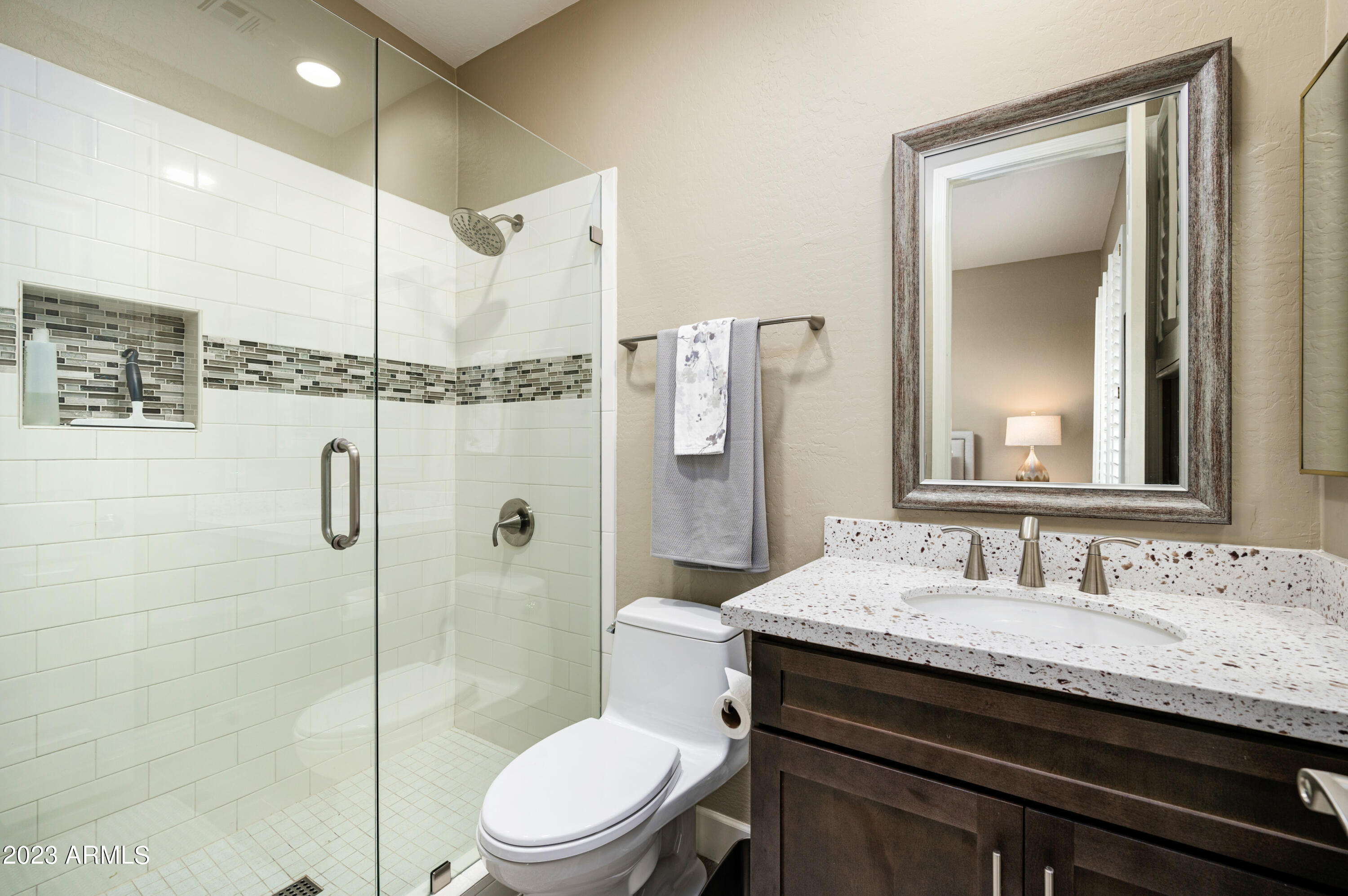 9270 E THOMPSON PEAK Parkway 374