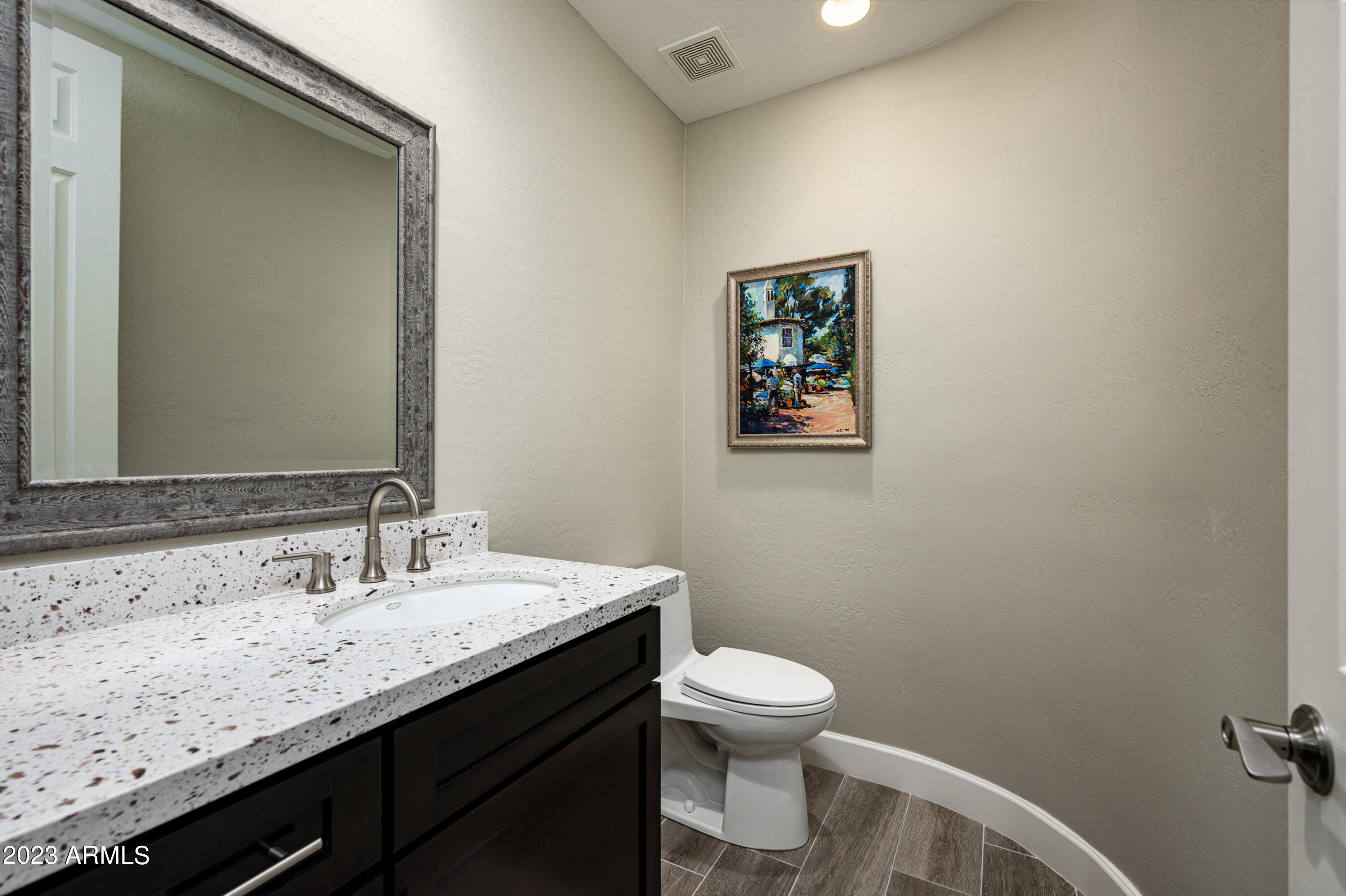 9270 E THOMPSON PEAK Parkway 374