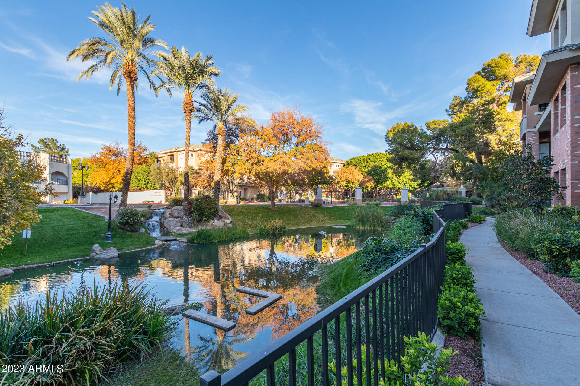 2989 N 44TH Street, 3016