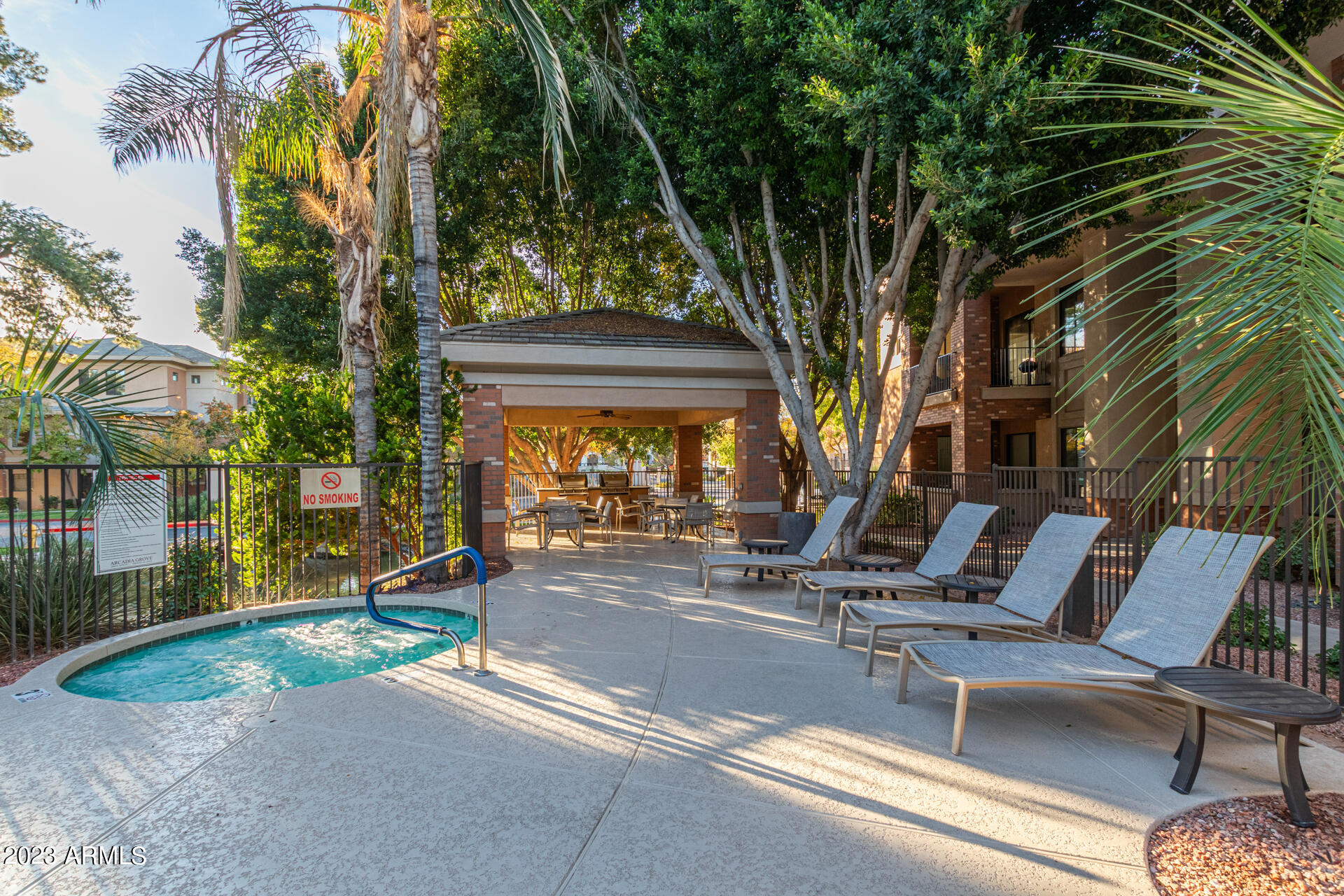 2989 N 44TH Street, 3016