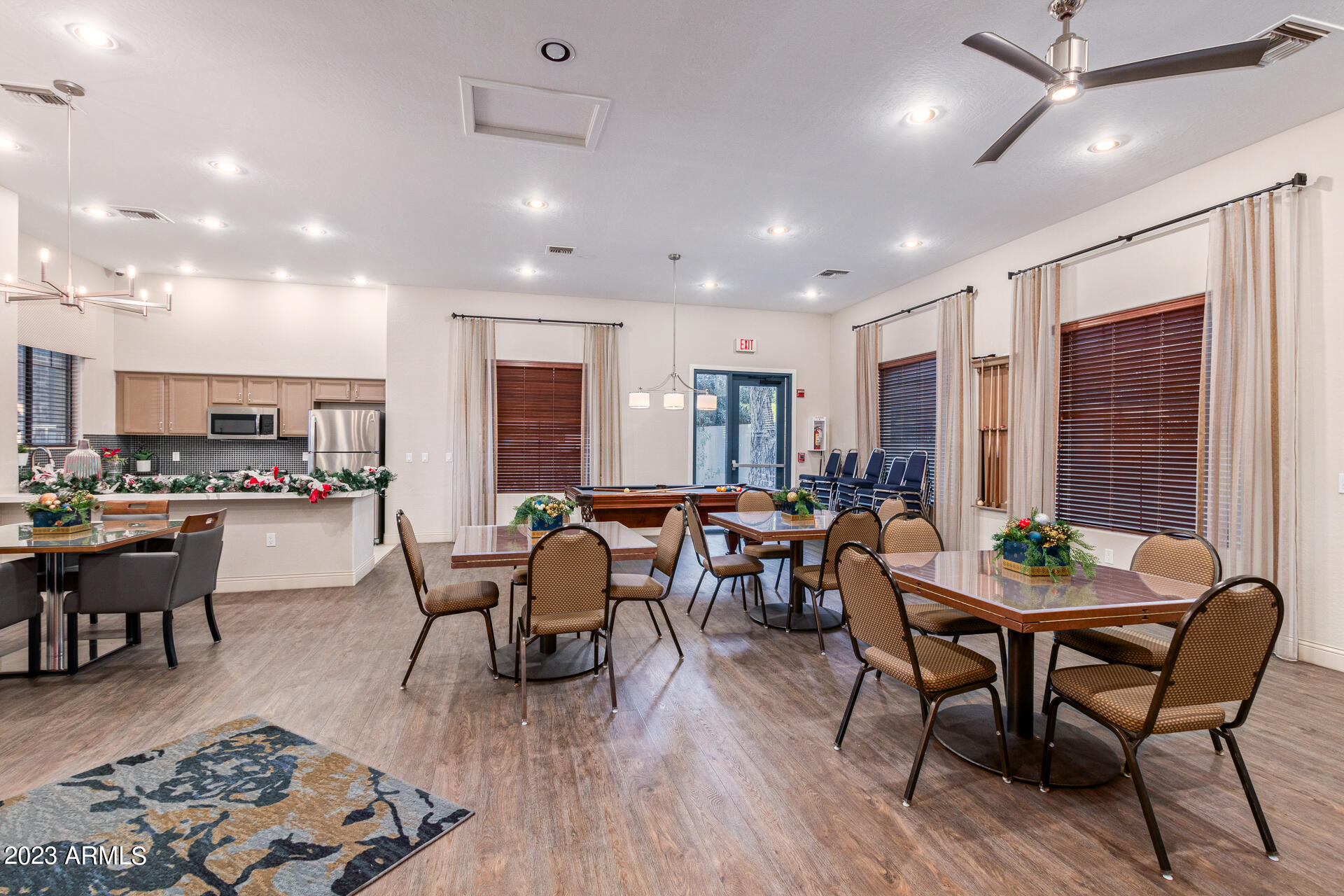 2989 N 44TH Street, 3016