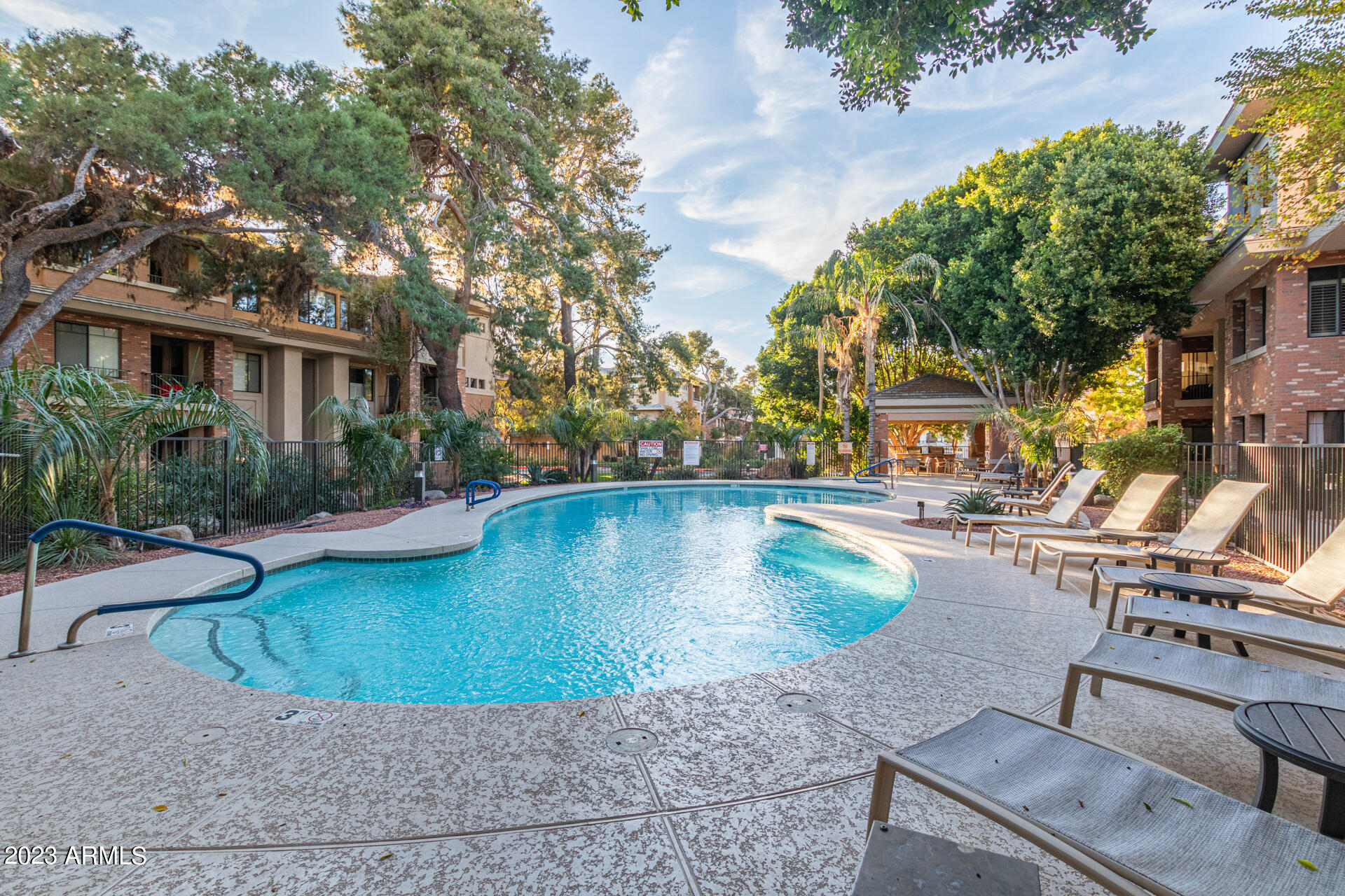 2989 N 44TH Street, 3016