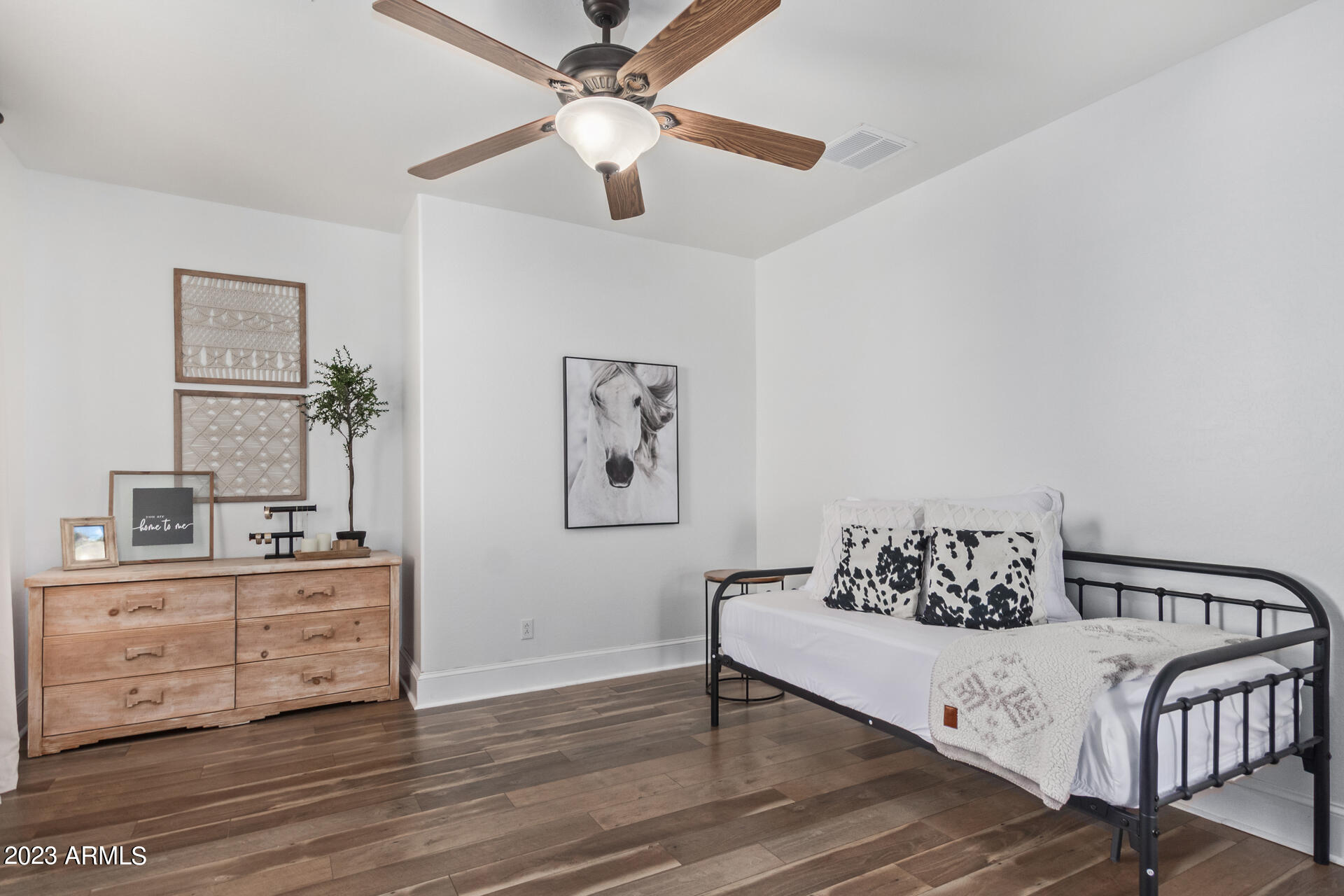 19962 N DONITHAN Way