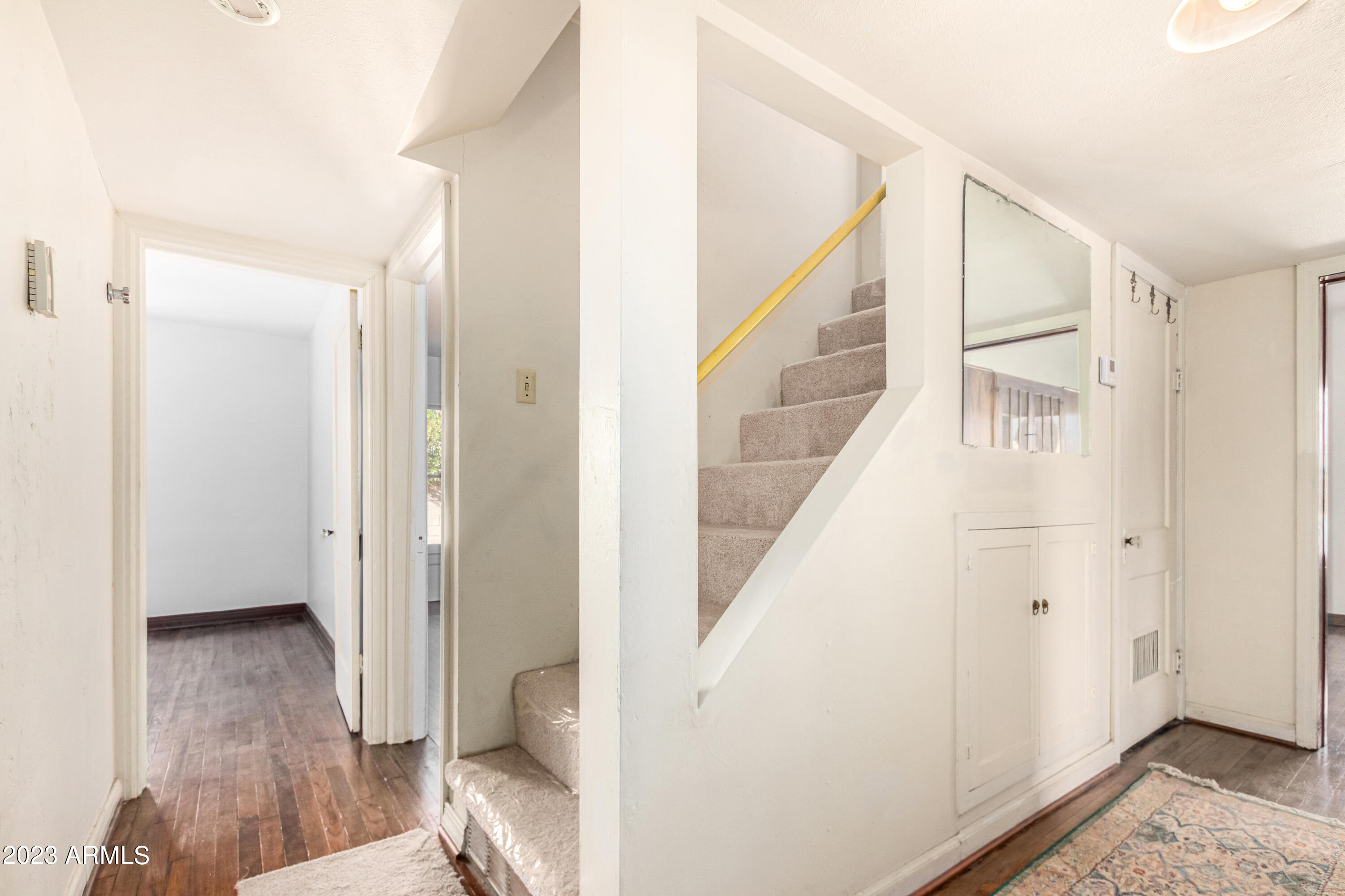 515 W HIGHLAND Avenue