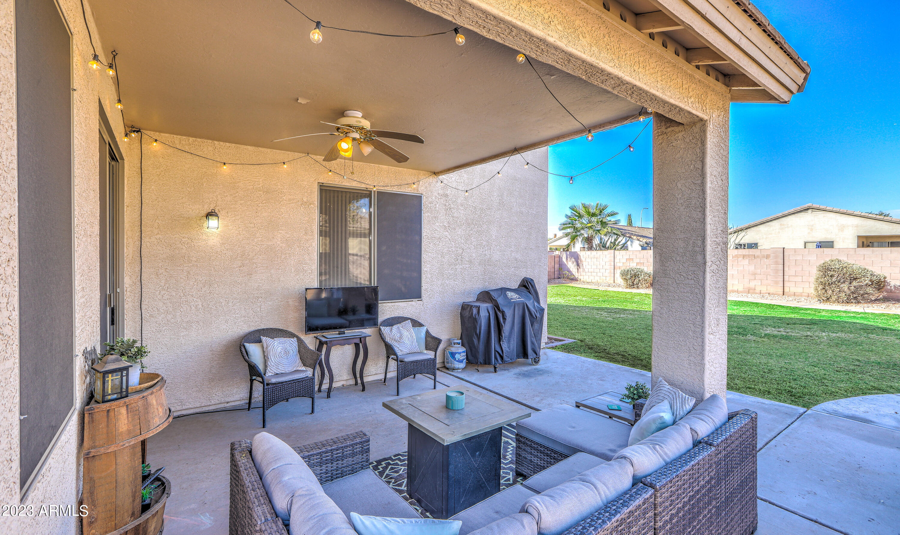 2130 E BELLERIVE Place