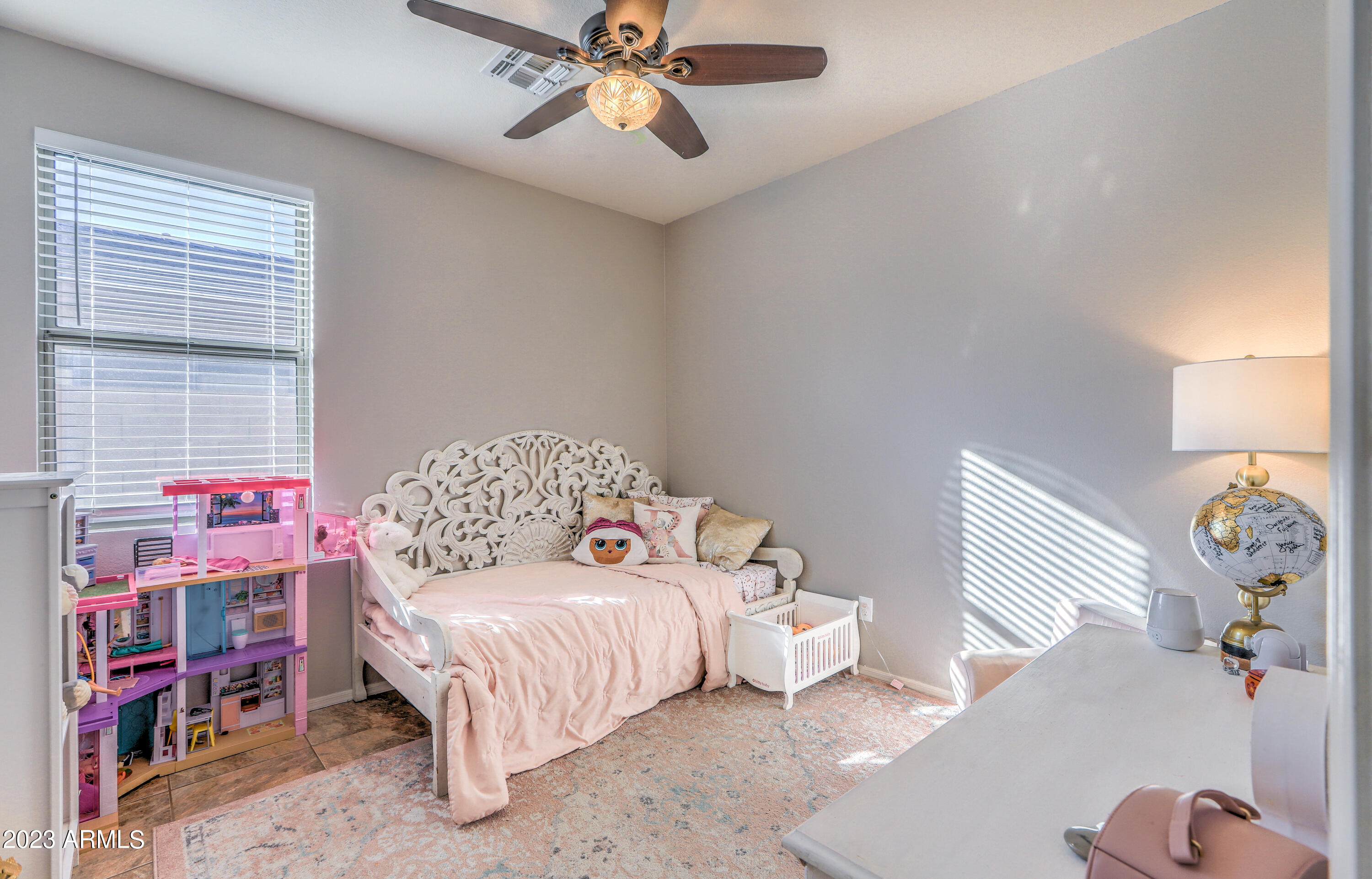 2130 E BELLERIVE Place