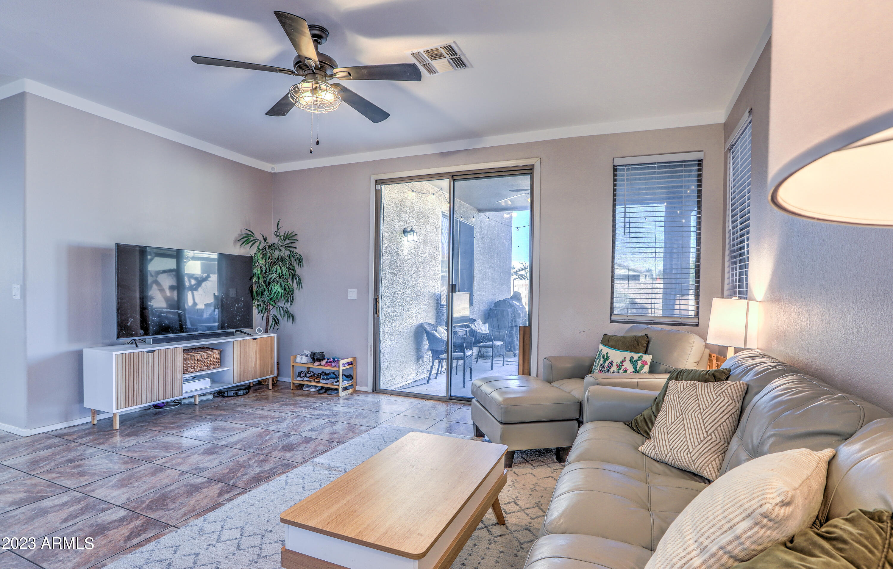 2130 E BELLERIVE Place