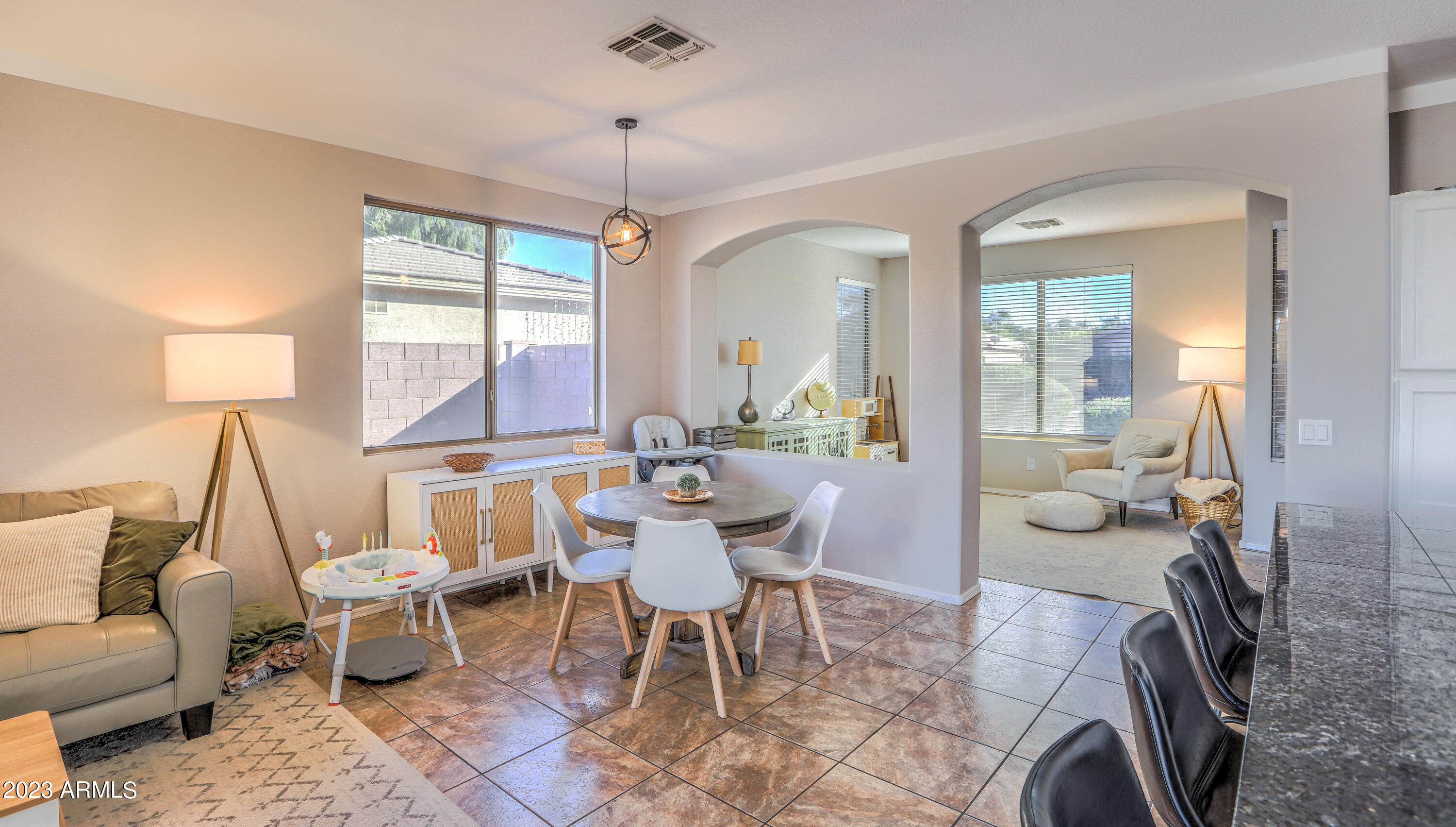 2130 E BELLERIVE Place