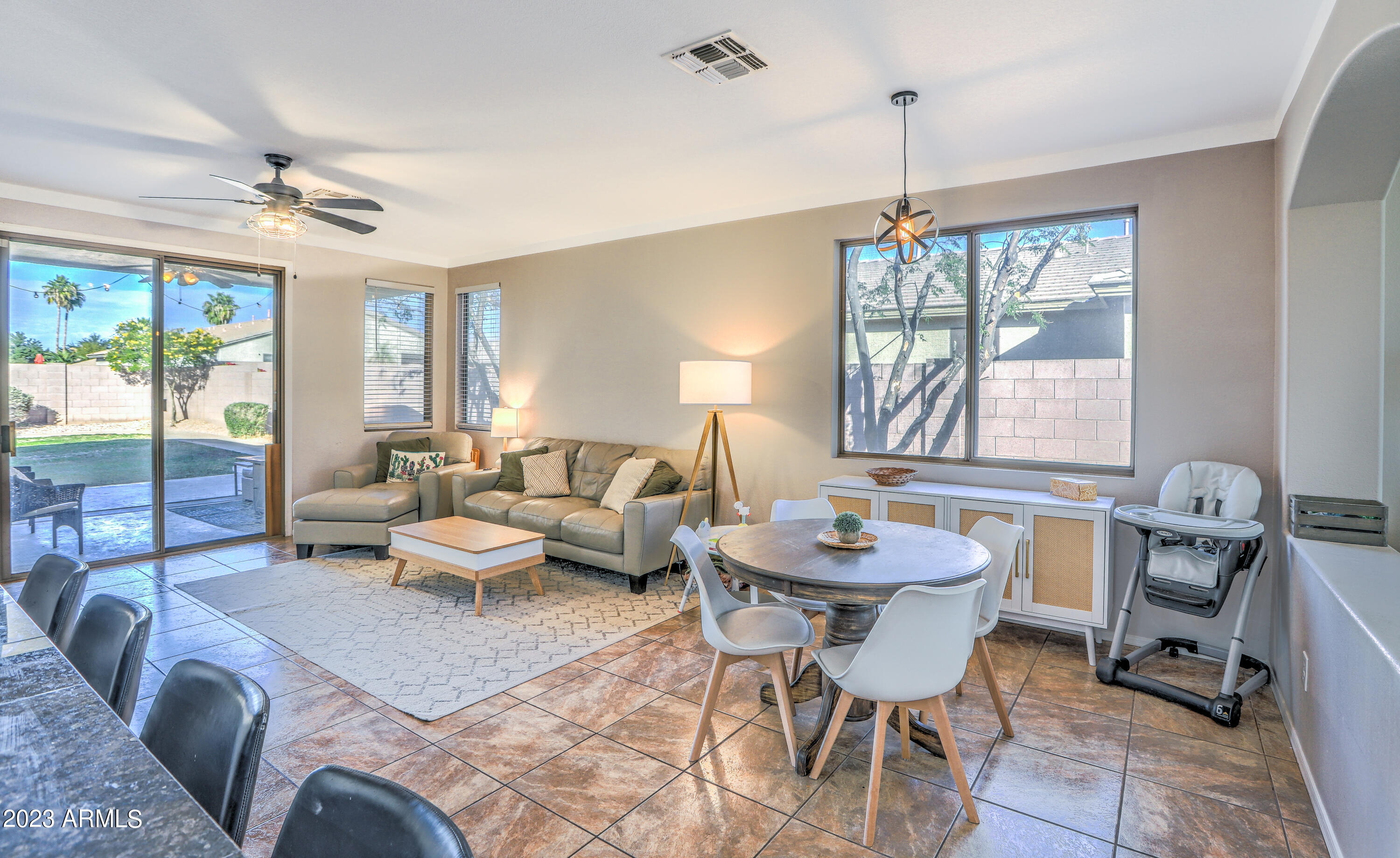 2130 E BELLERIVE Place