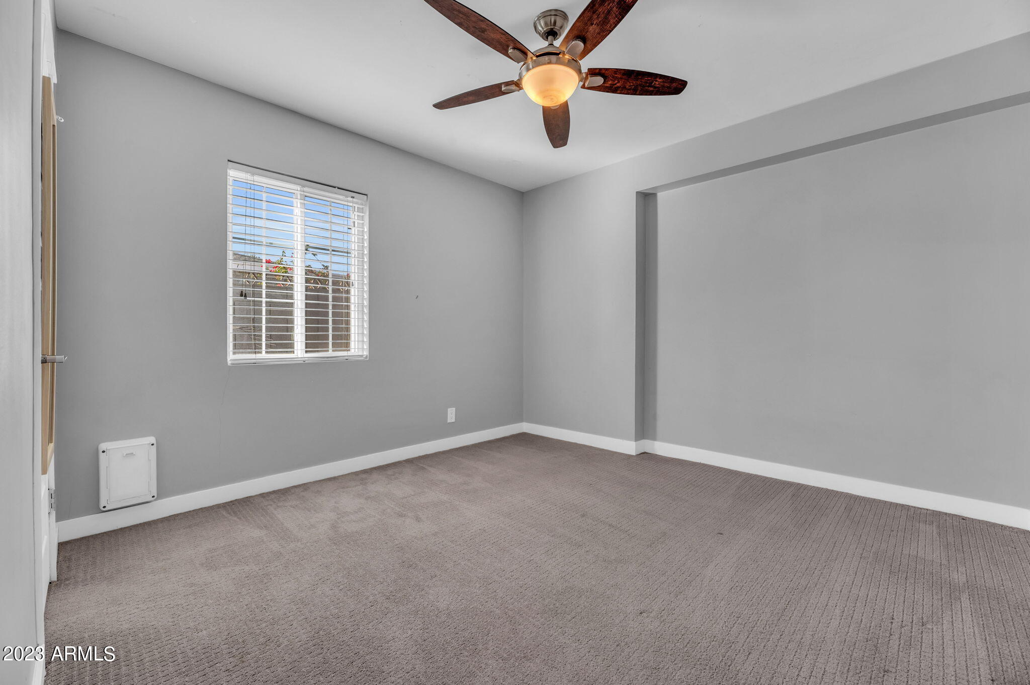 2112 W FLOWER Street