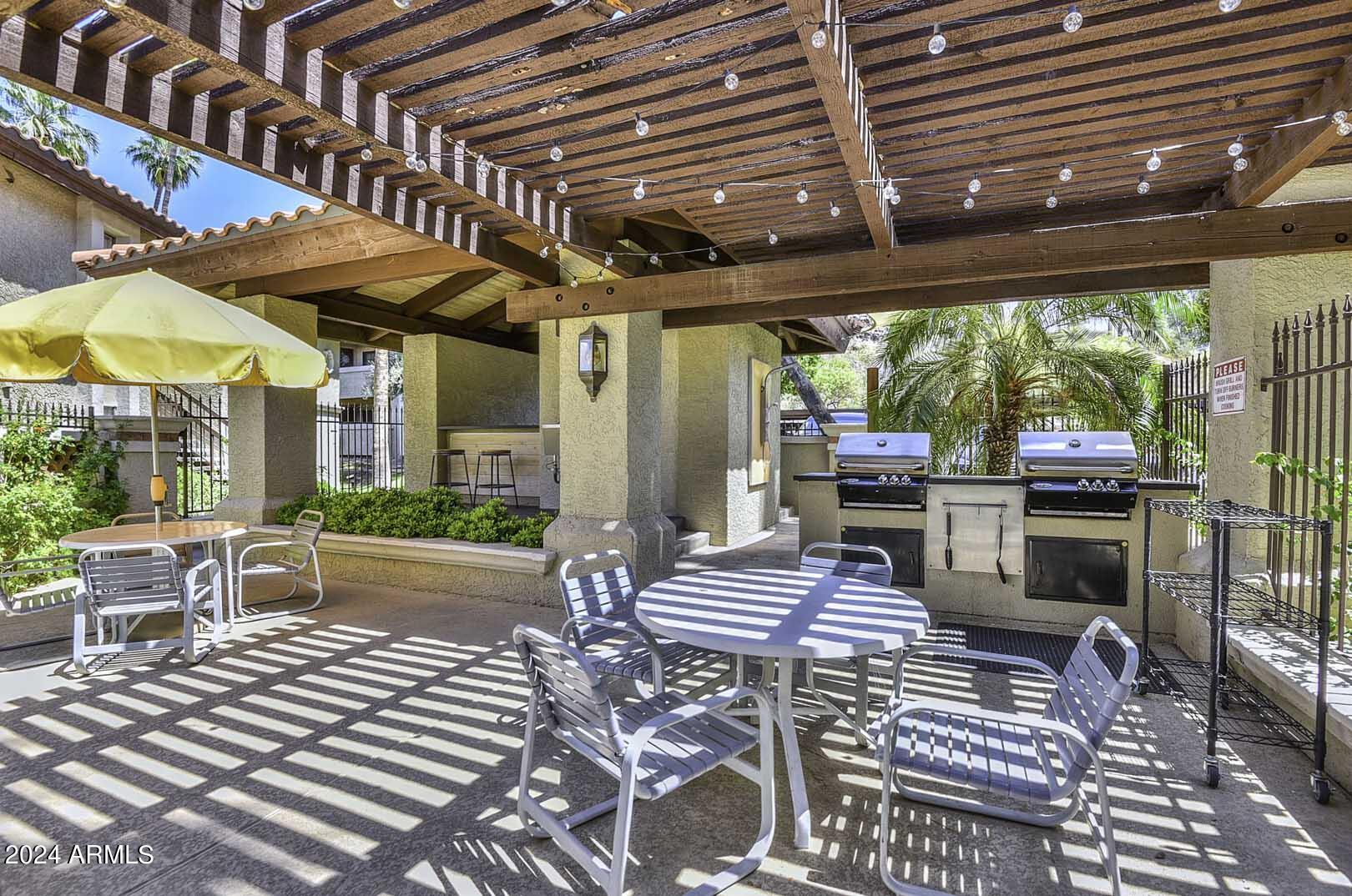 7557 N DREAMY DRAW Drive, 273