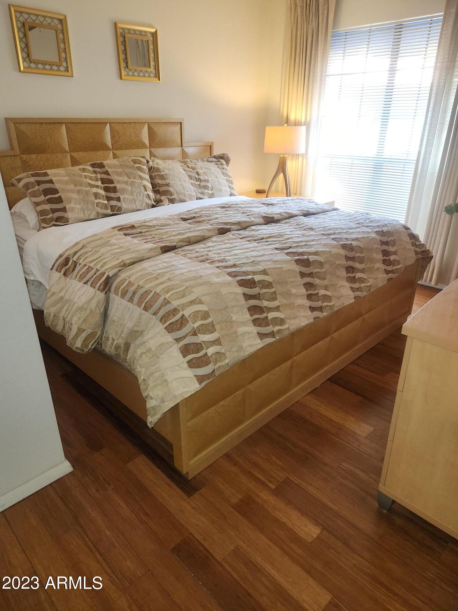 7557 N DREAMY DRAW Drive, 273