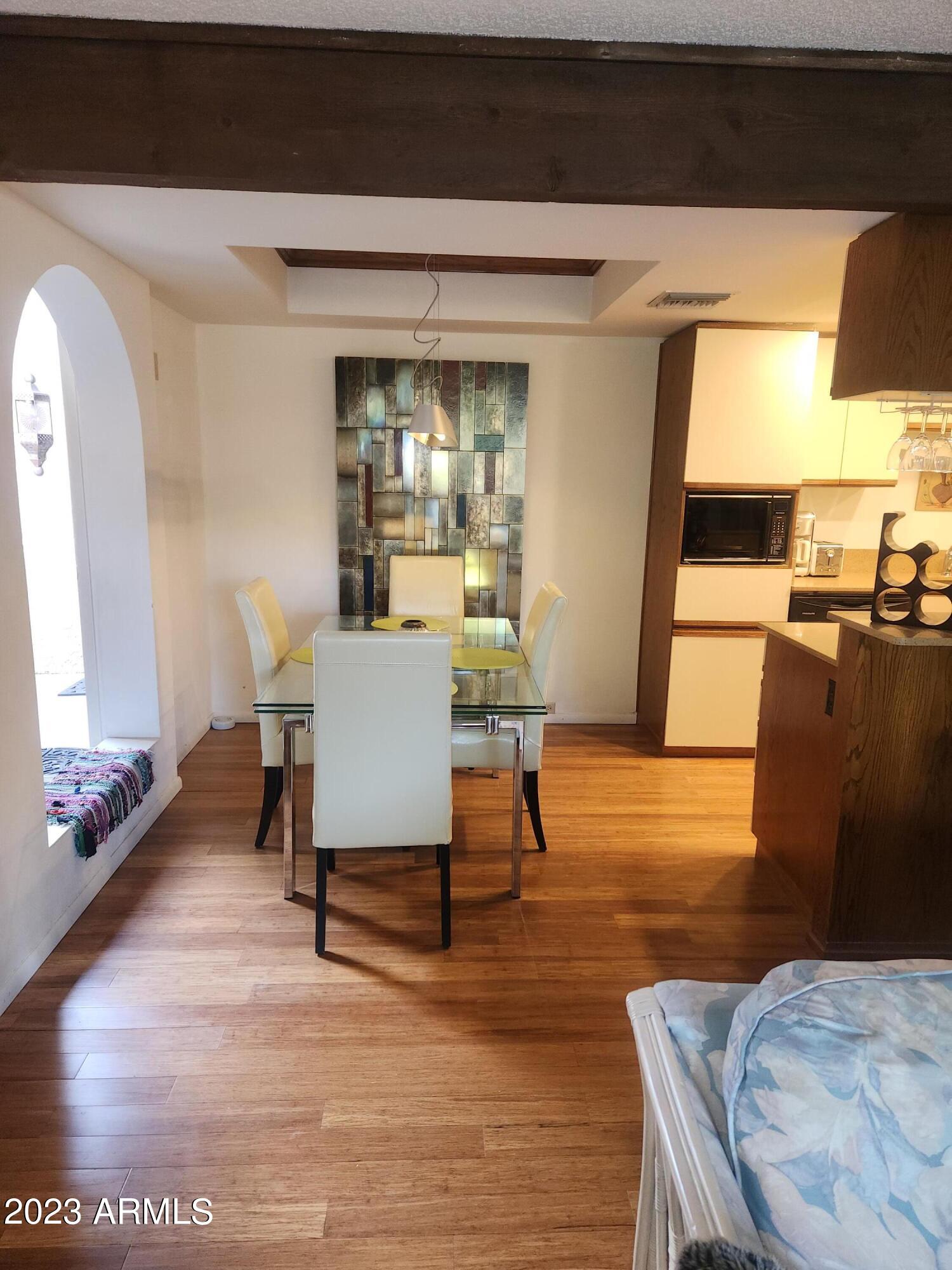 7557 N DREAMY DRAW Drive, 273