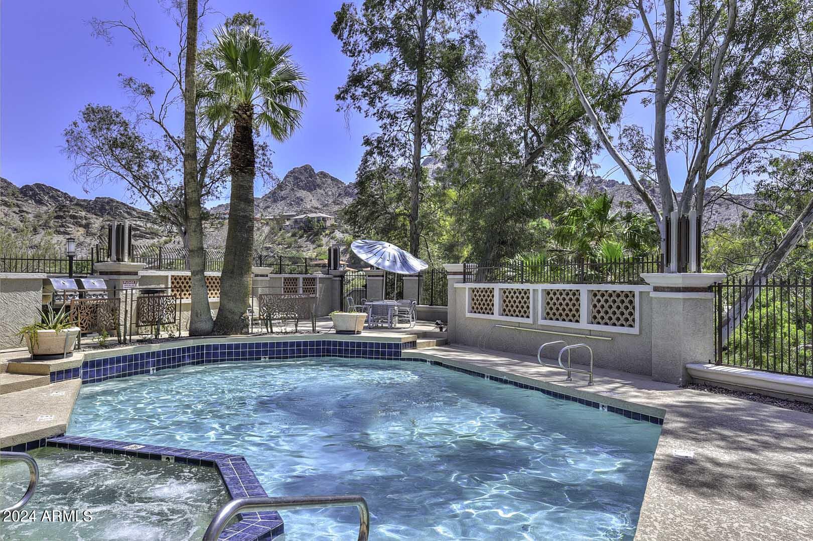 7557 N DREAMY DRAW Drive, 151