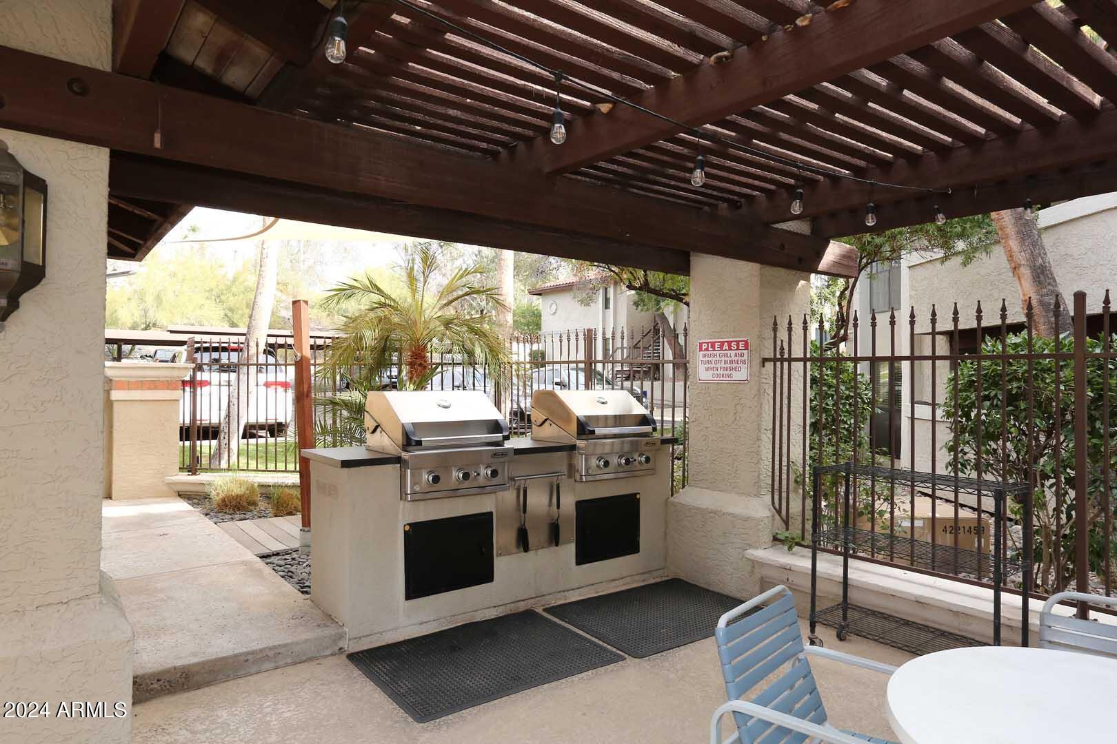 7557 N DREAMY DRAW Drive, 151