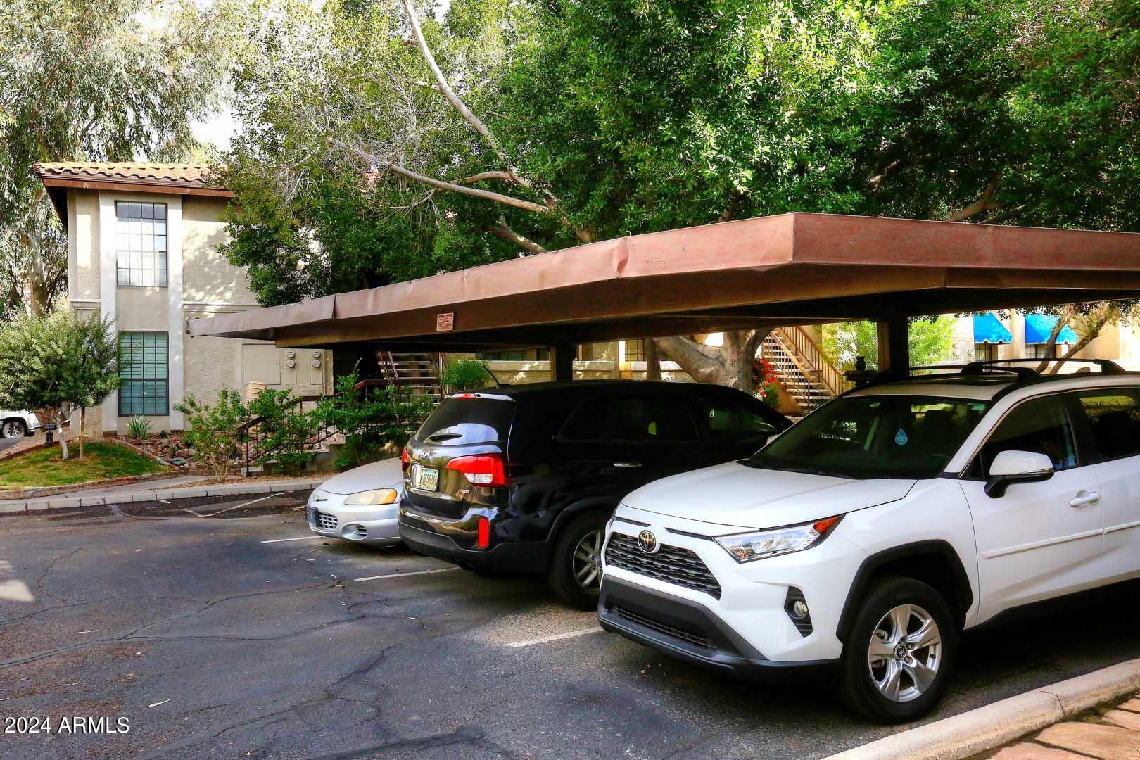 7557 N DREAMY DRAW Drive, 151