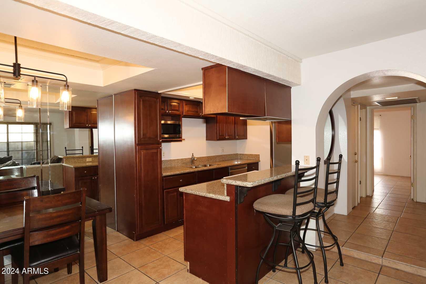 7557 N DREAMY DRAW Drive, 151