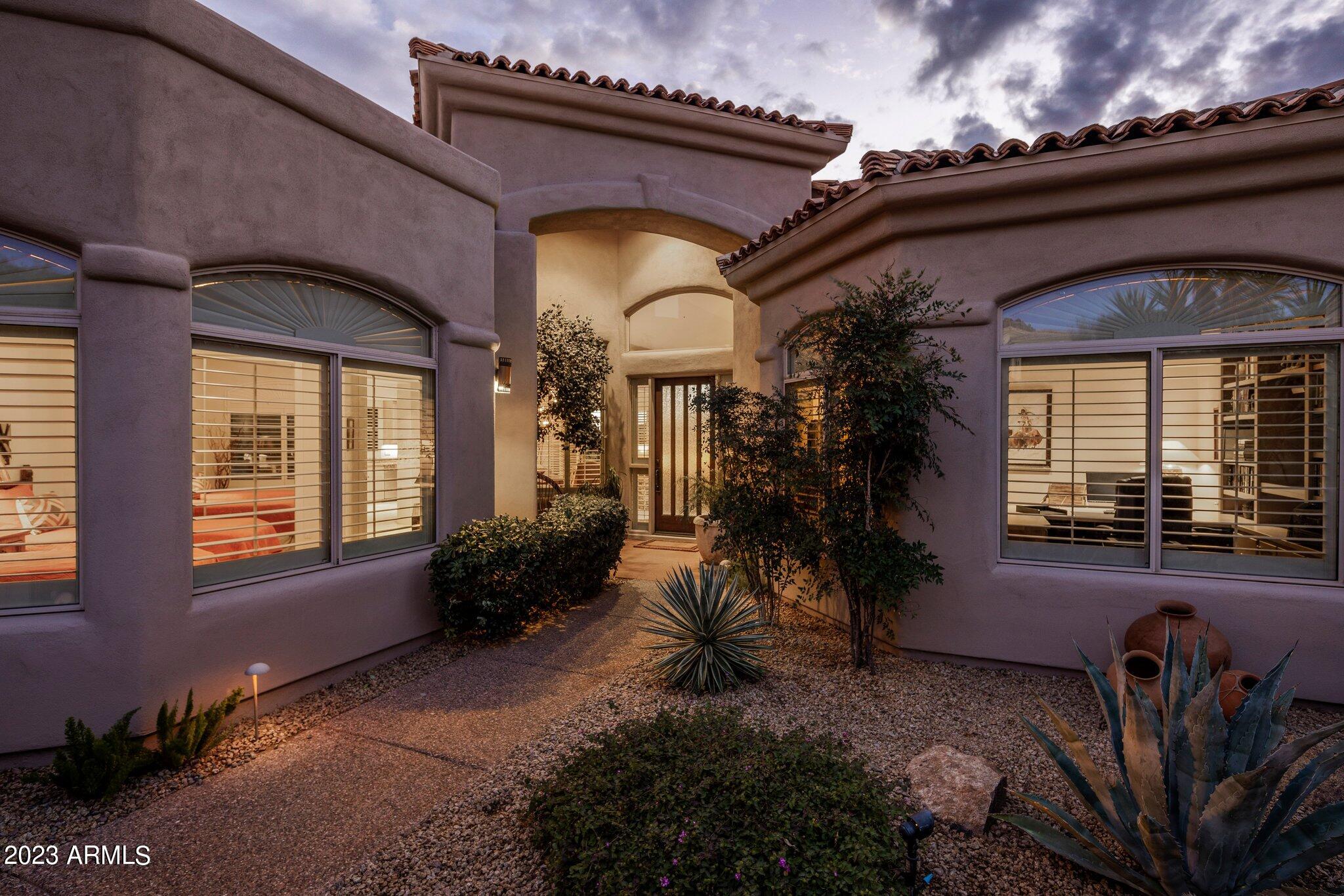 11063 E DESERT VISTA Drive