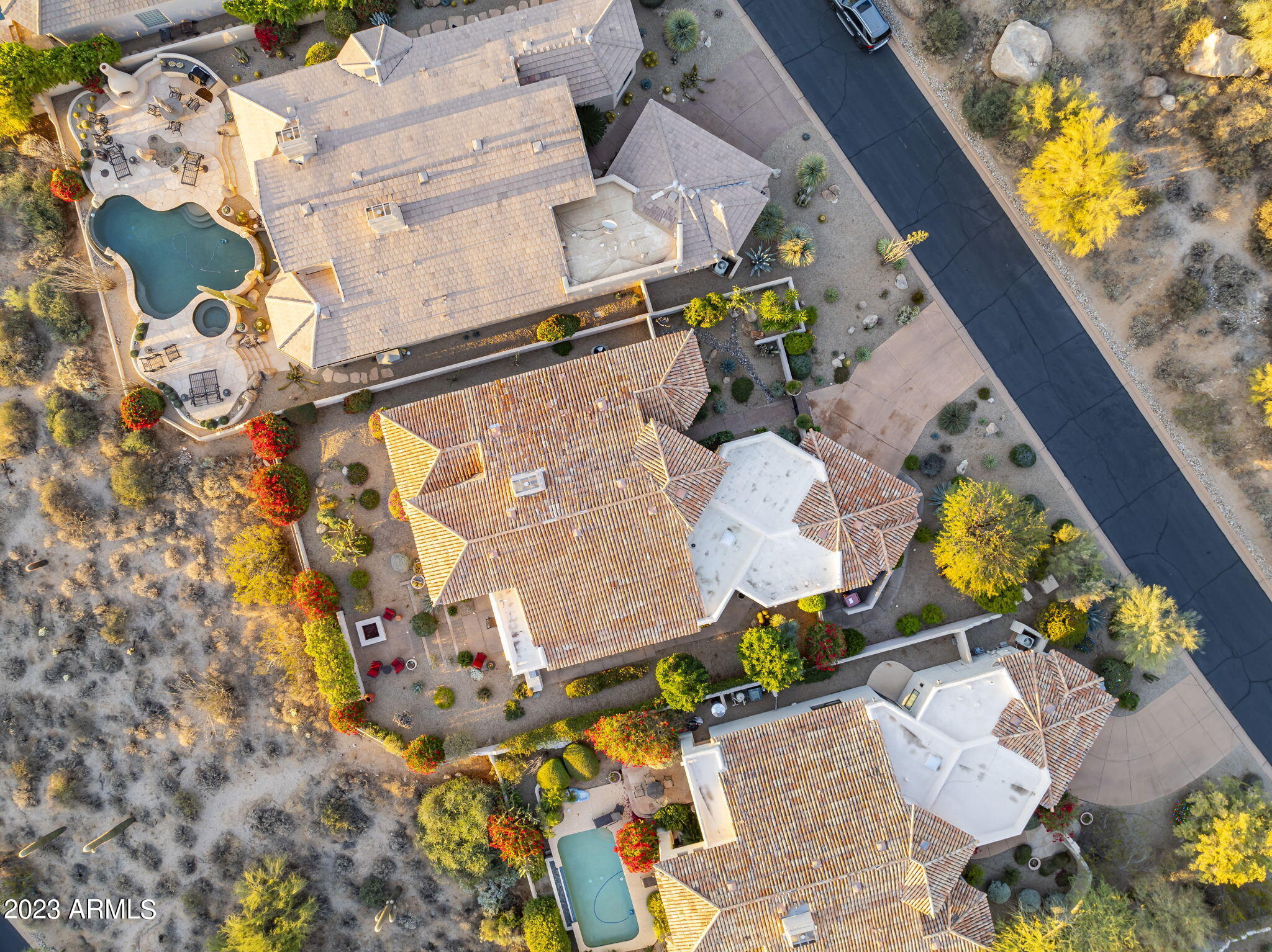 11063 E DESERT VISTA Drive