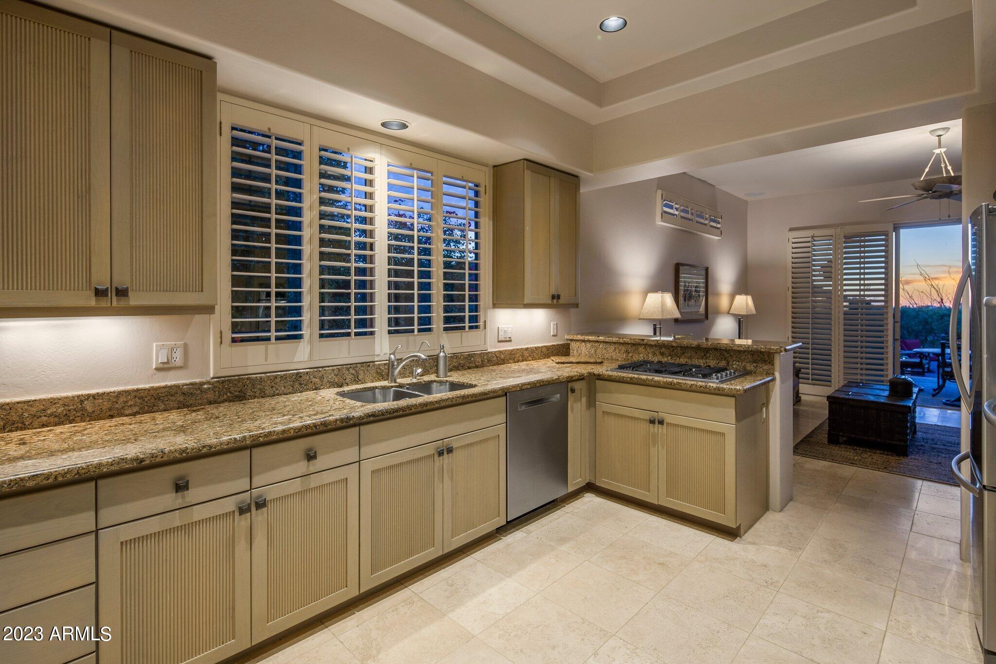 11063 E DESERT VISTA Drive