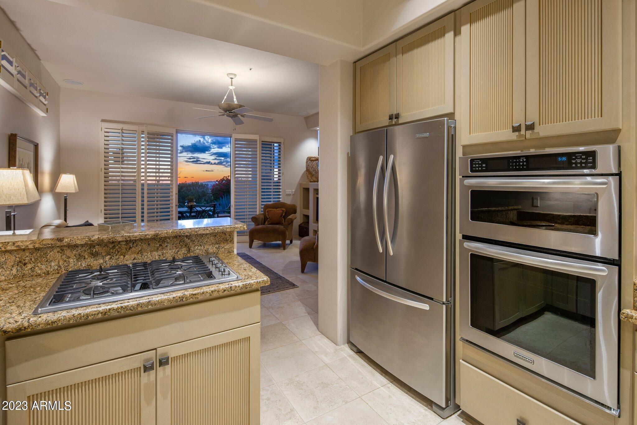 11063 E DESERT VISTA Drive