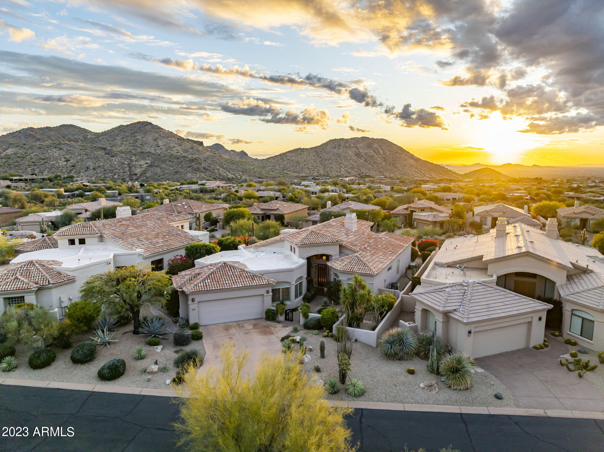 11063 E DESERT VISTA Drive