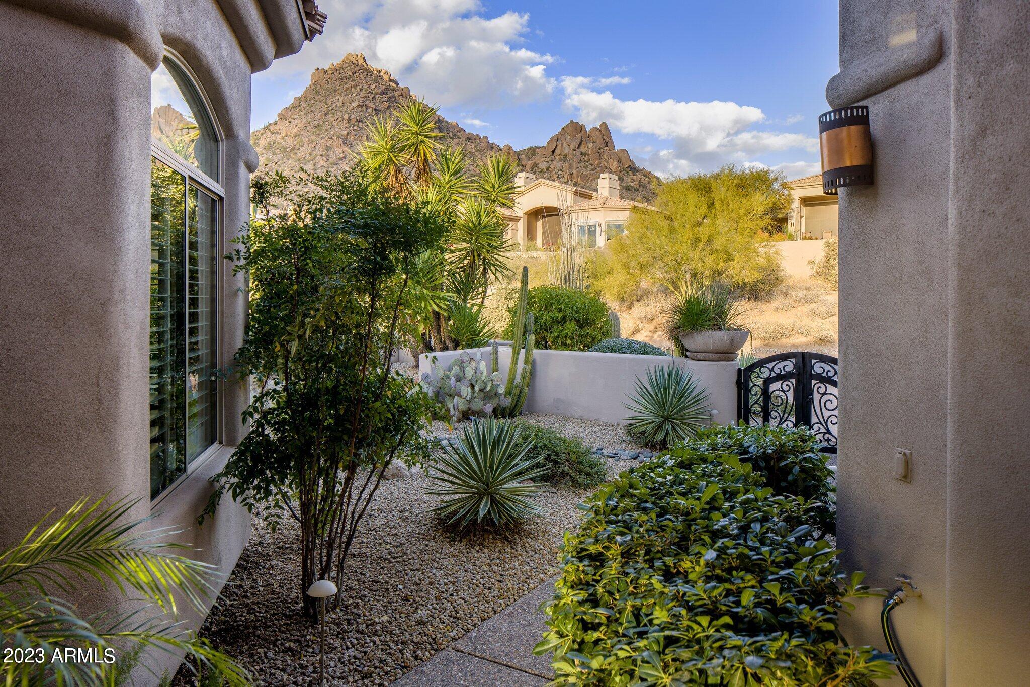 11063 E DESERT VISTA Drive