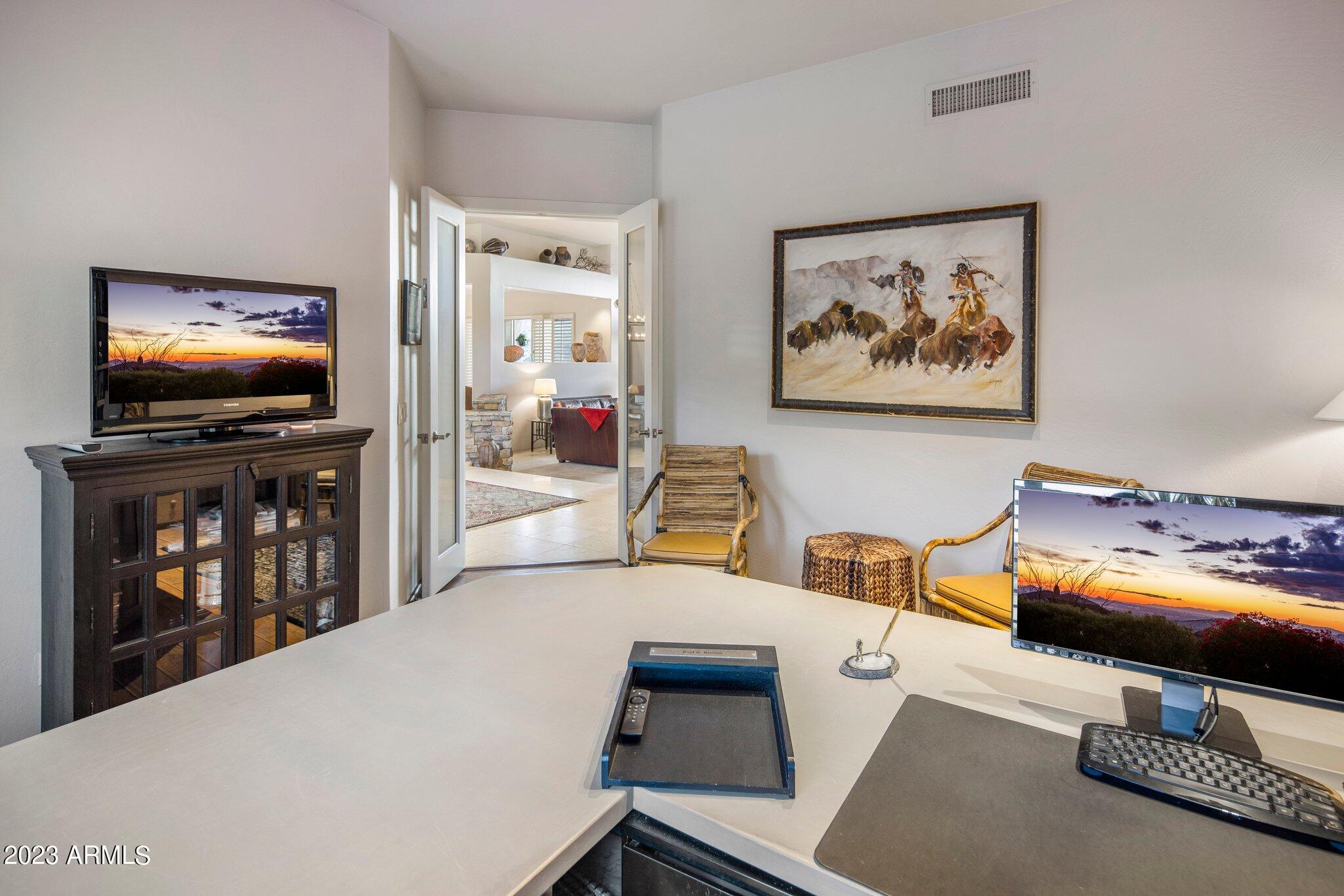 11063 E DESERT VISTA Drive