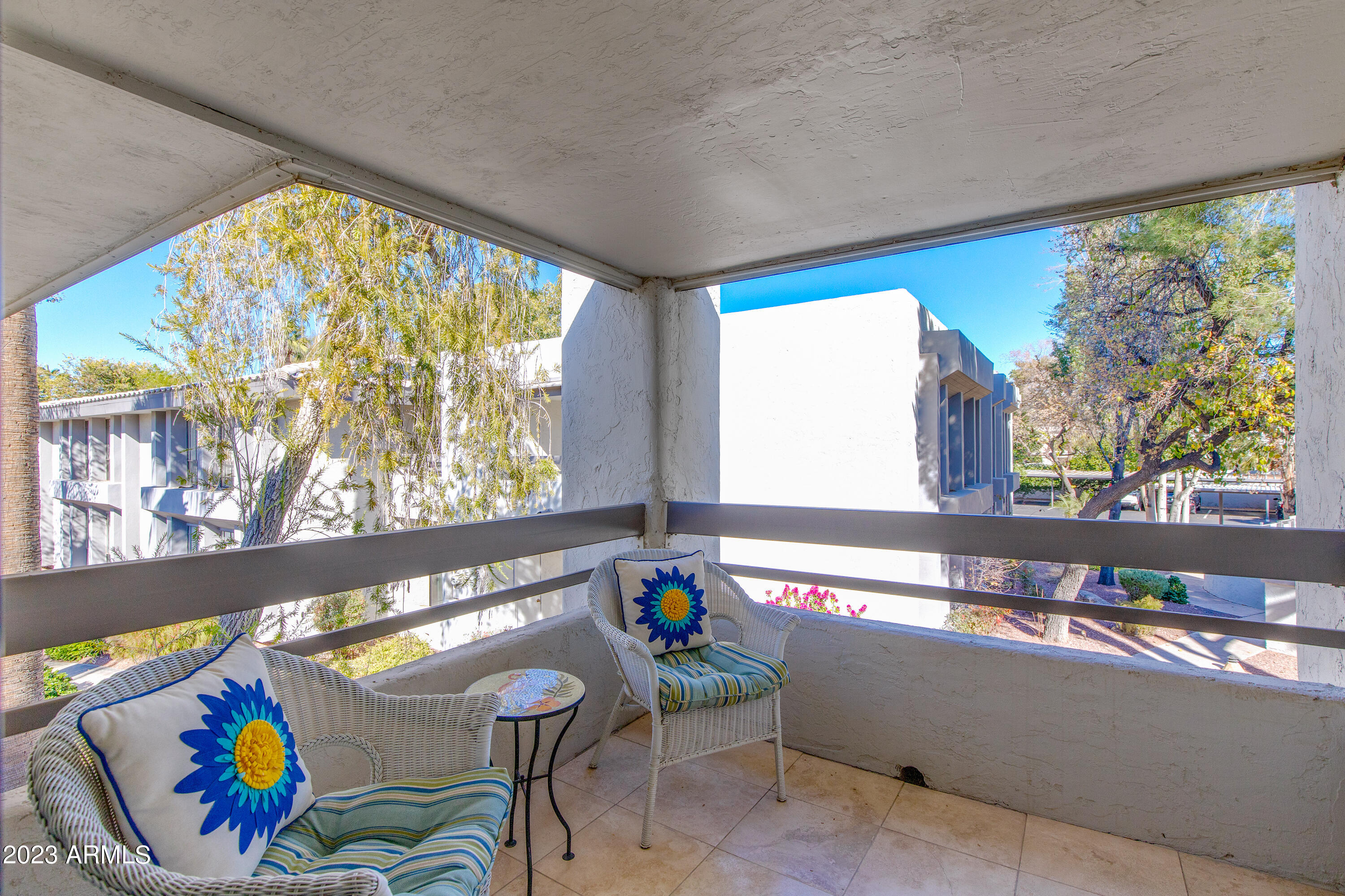 5203 N 24th Street, 208