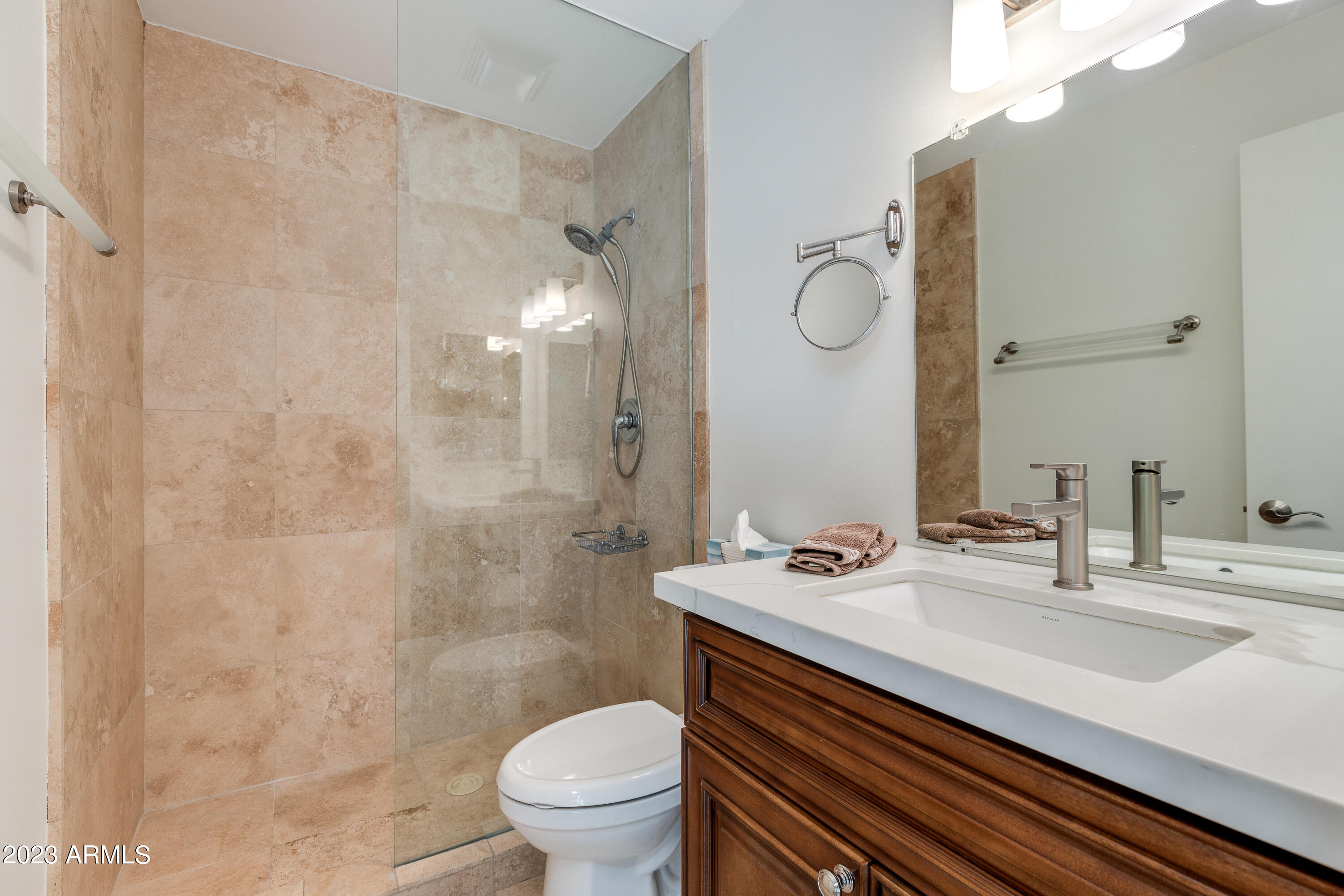 5203 N 24th Street, 208