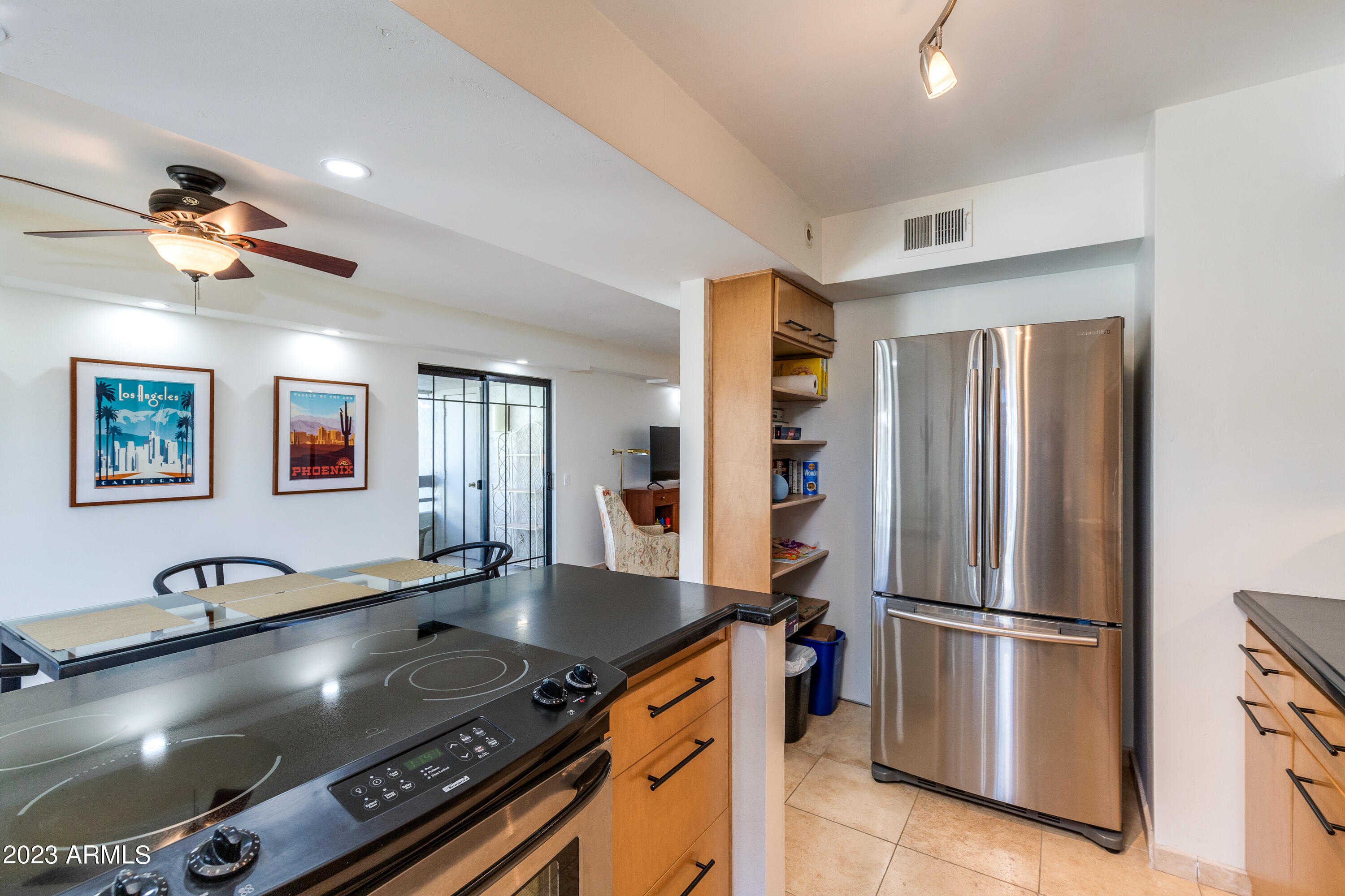 5203 N 24th Street, 208