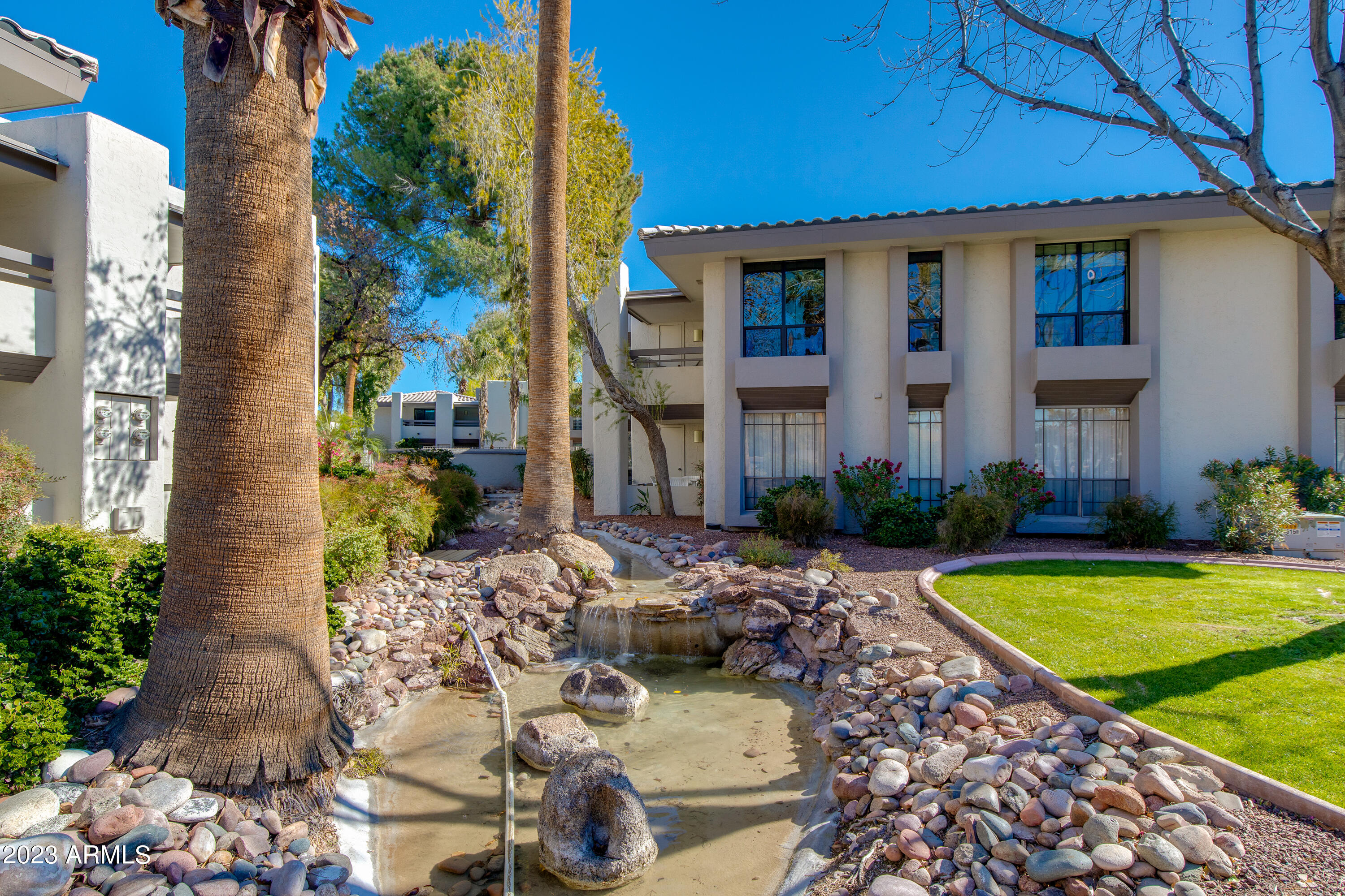 5203 N 24th Street, 208