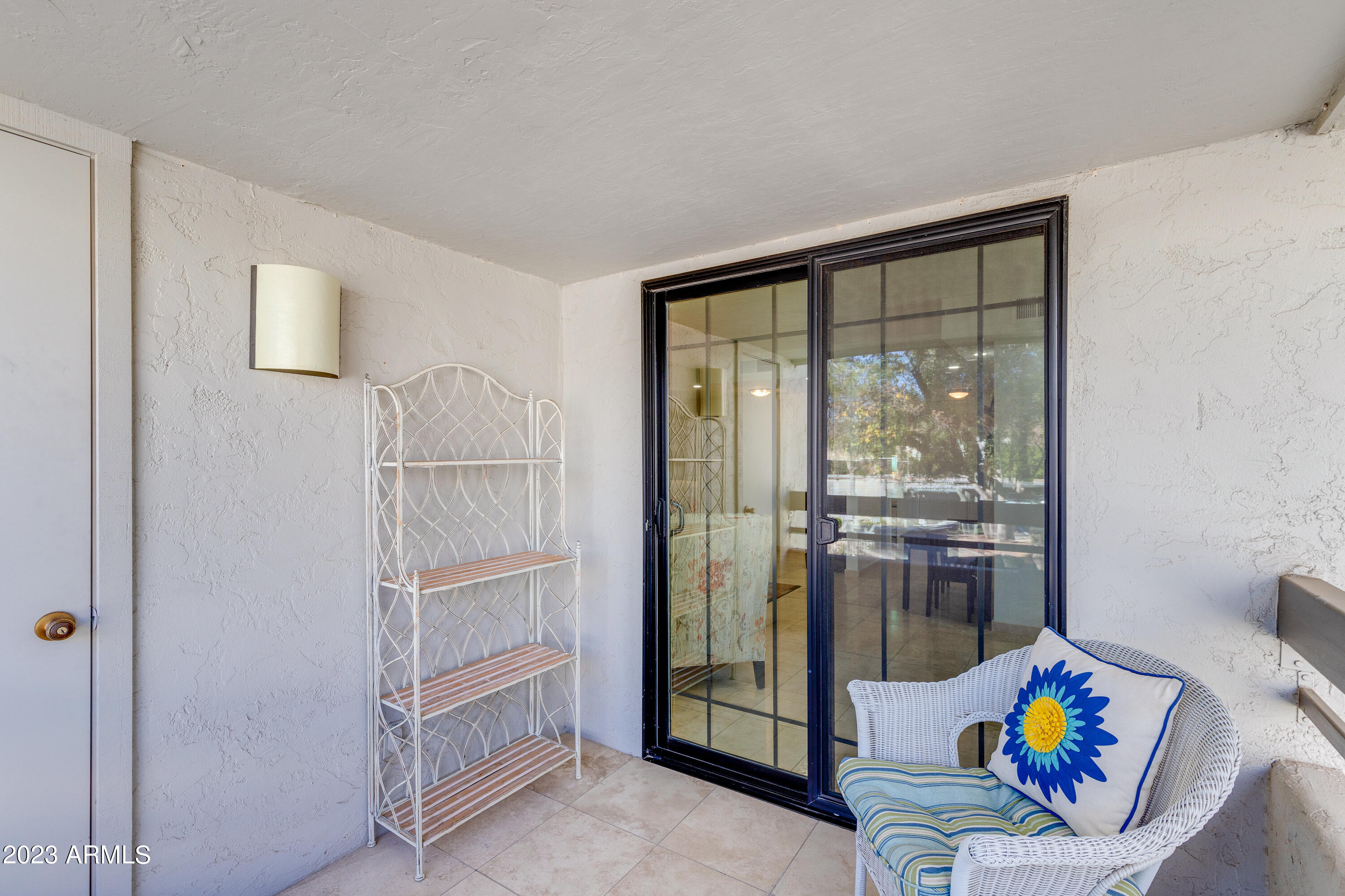 5203 N 24th Street, 208