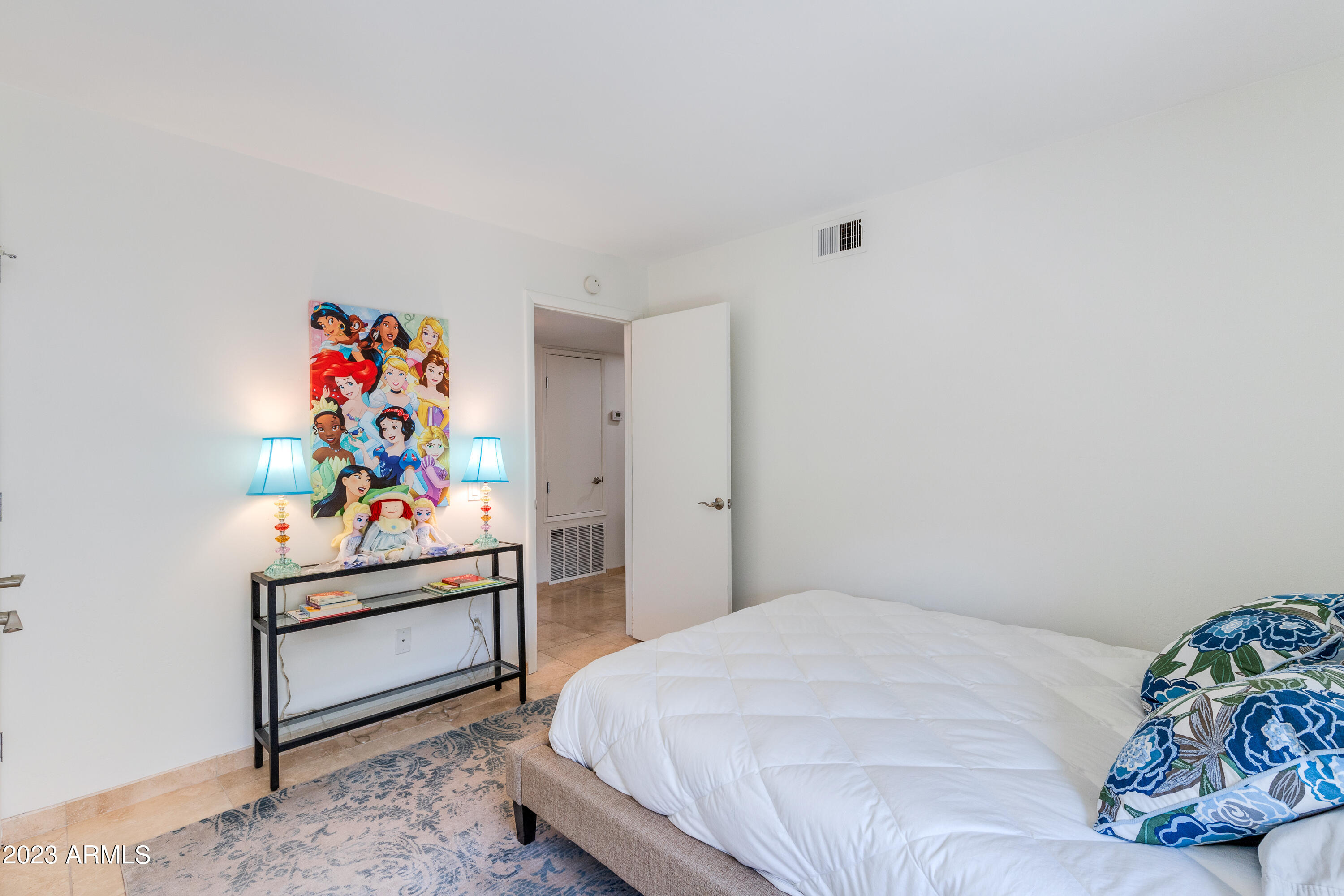 5203 N 24th Street, 208