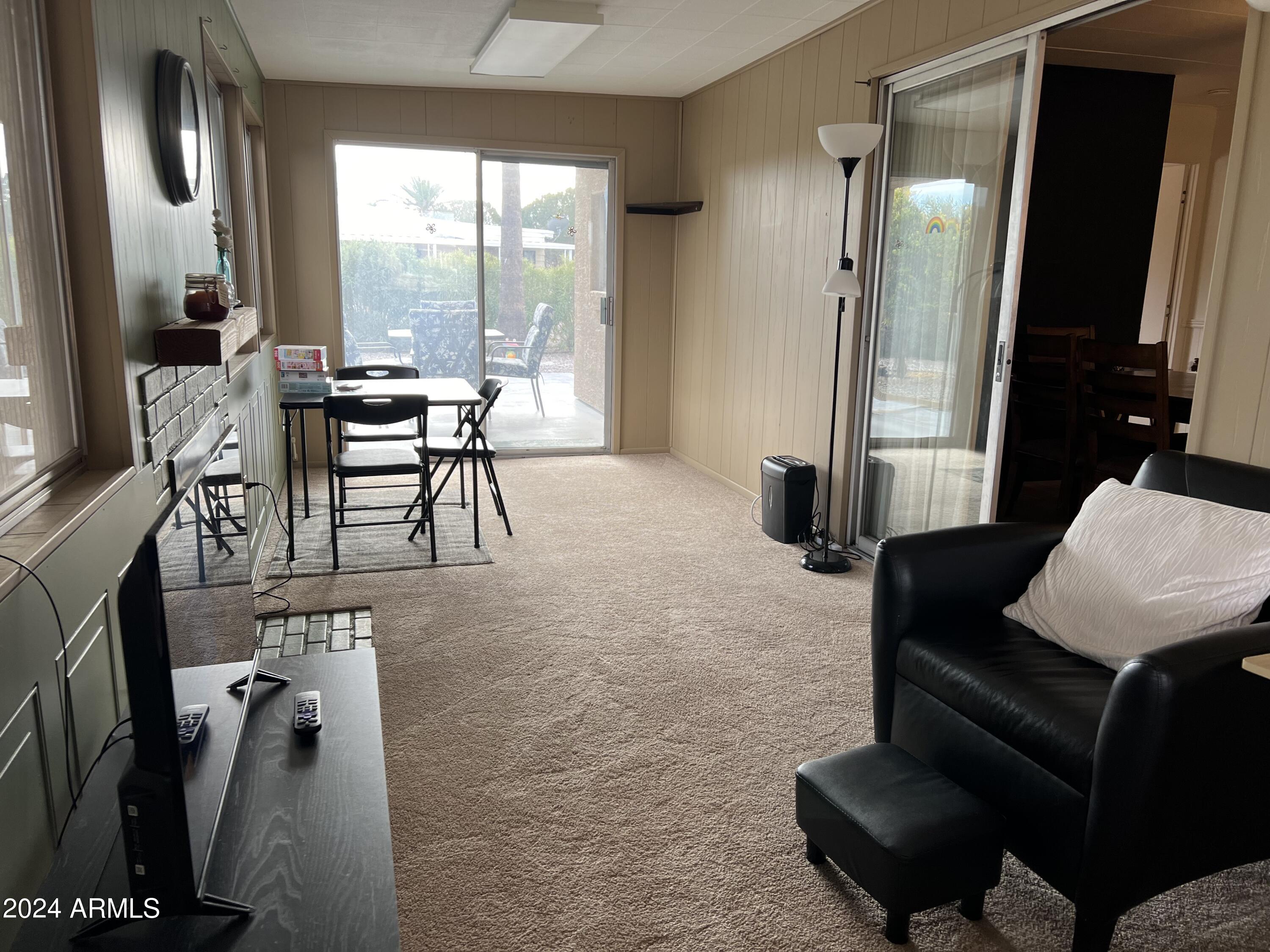 9221 E CITRUS Lane S