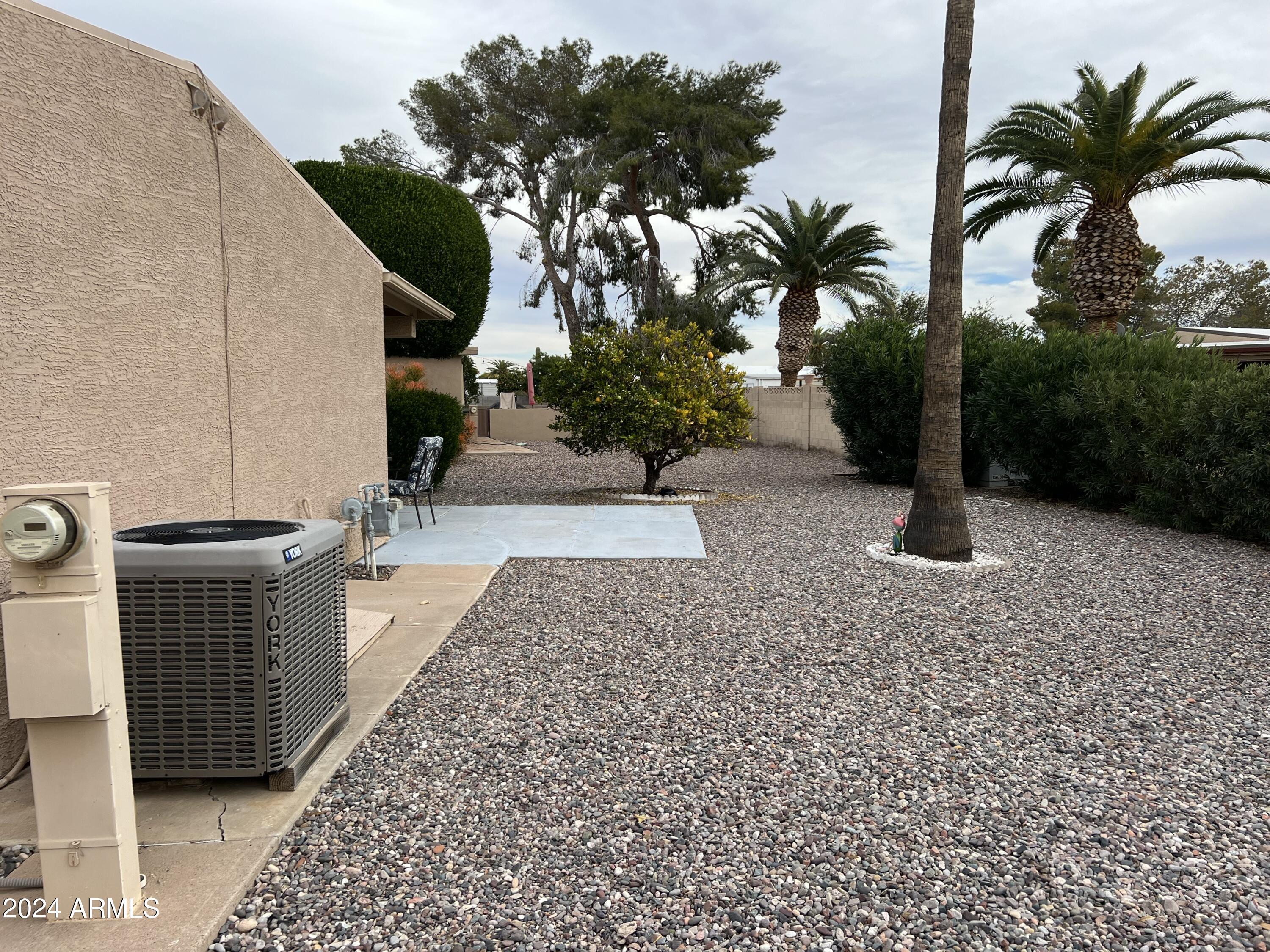 9221 E CITRUS Lane S