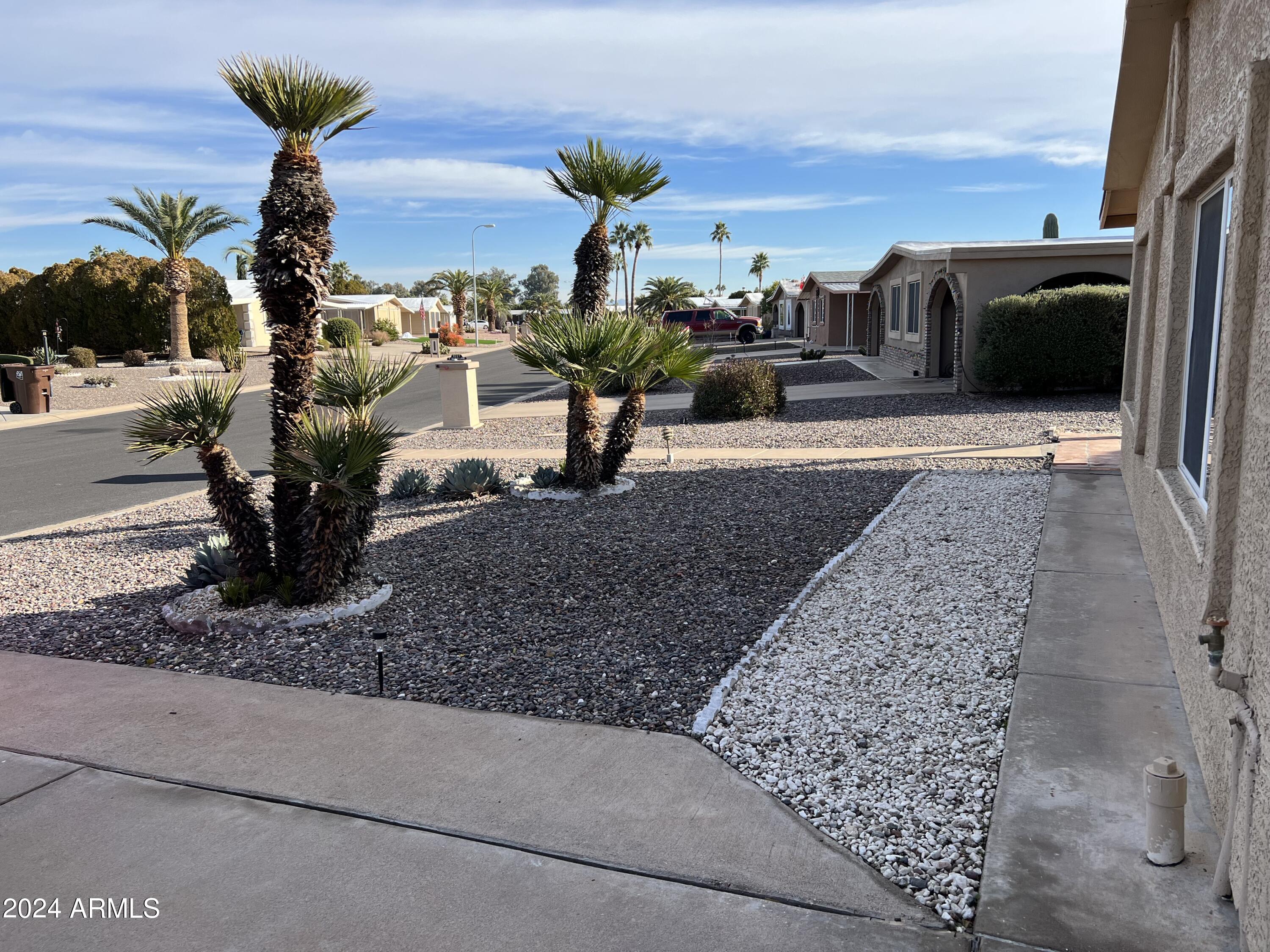 9221 E CITRUS Lane S