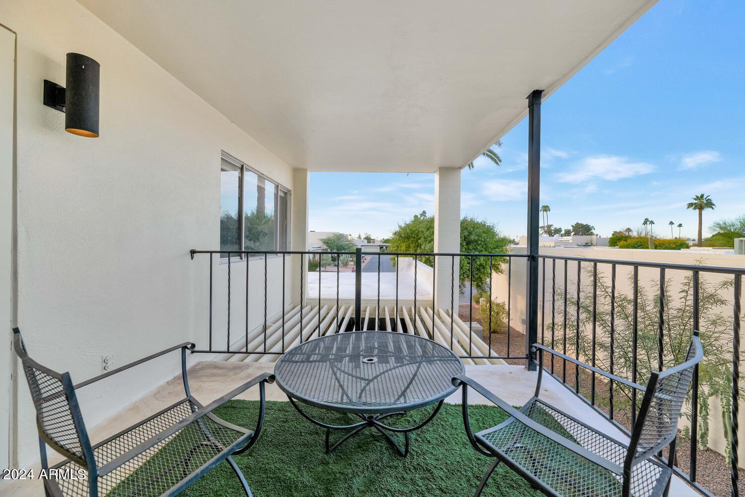 8634 E MACKENZIE Drive