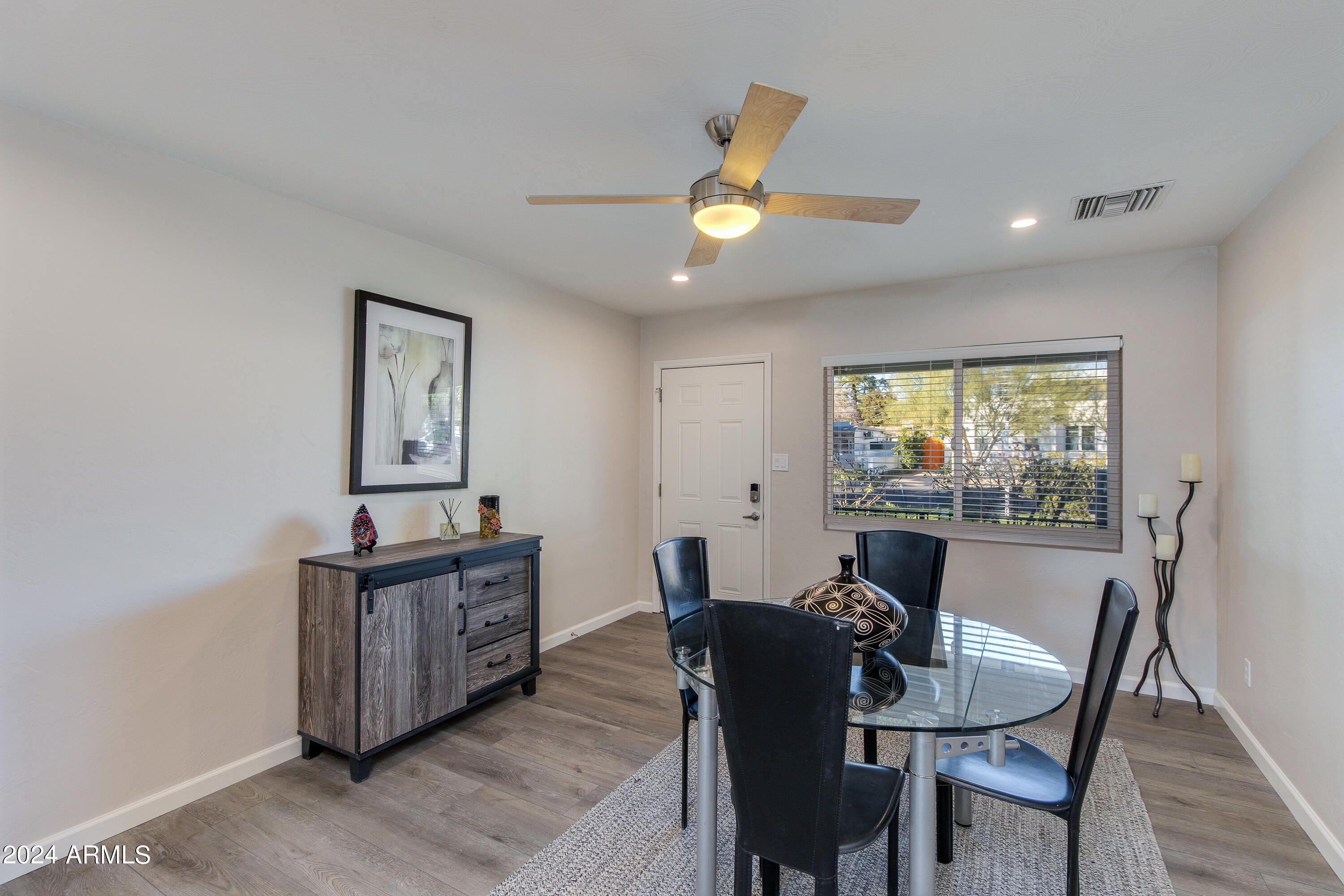 4415 E CAMPBELL Avenue