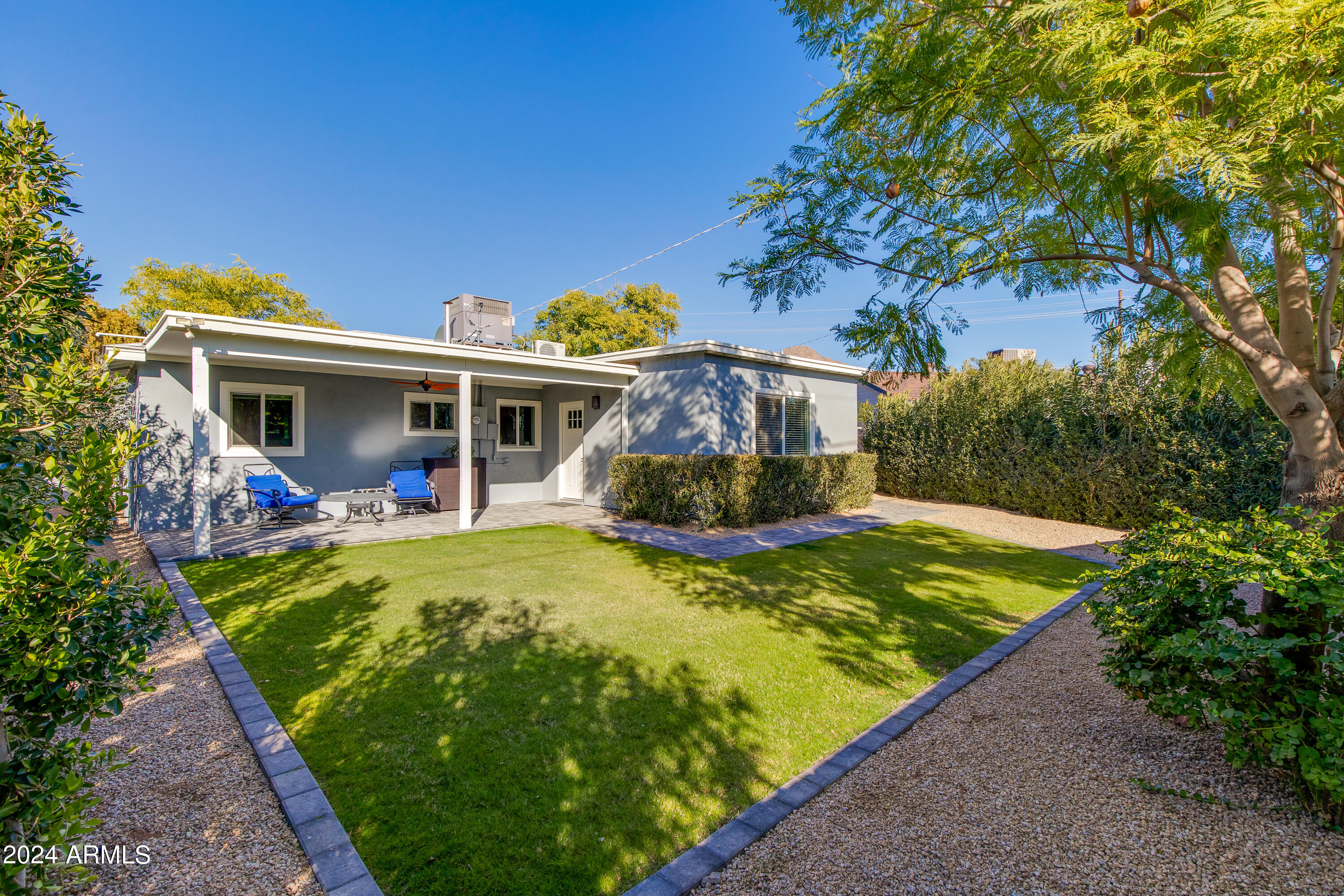 4415 E CAMPBELL Avenue