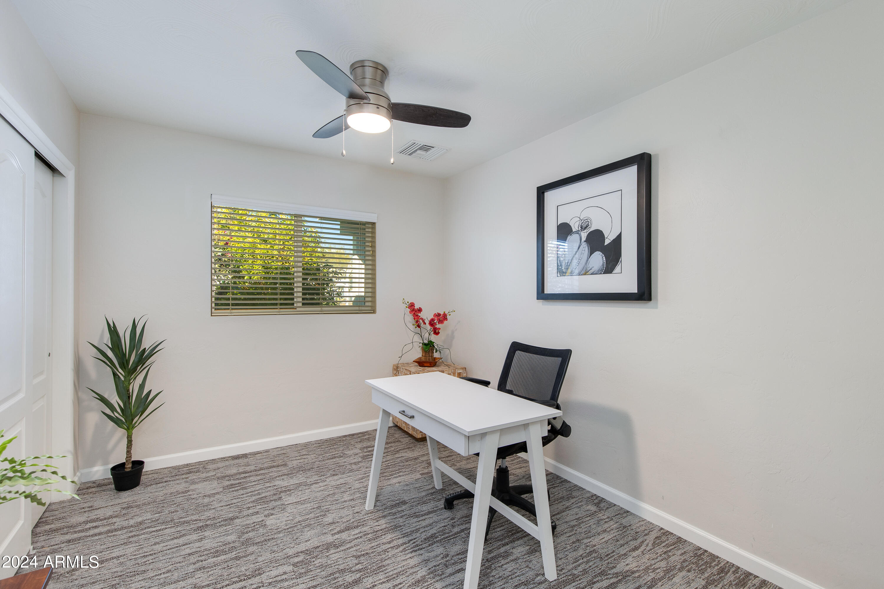 4415 E CAMPBELL Avenue