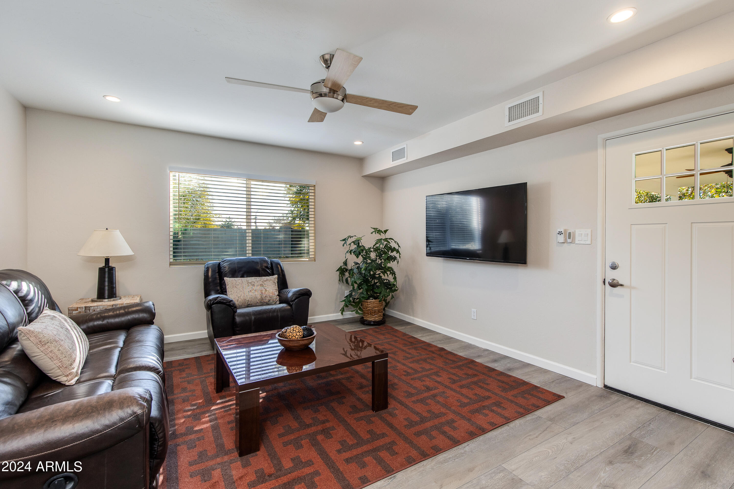 4415 E CAMPBELL Avenue