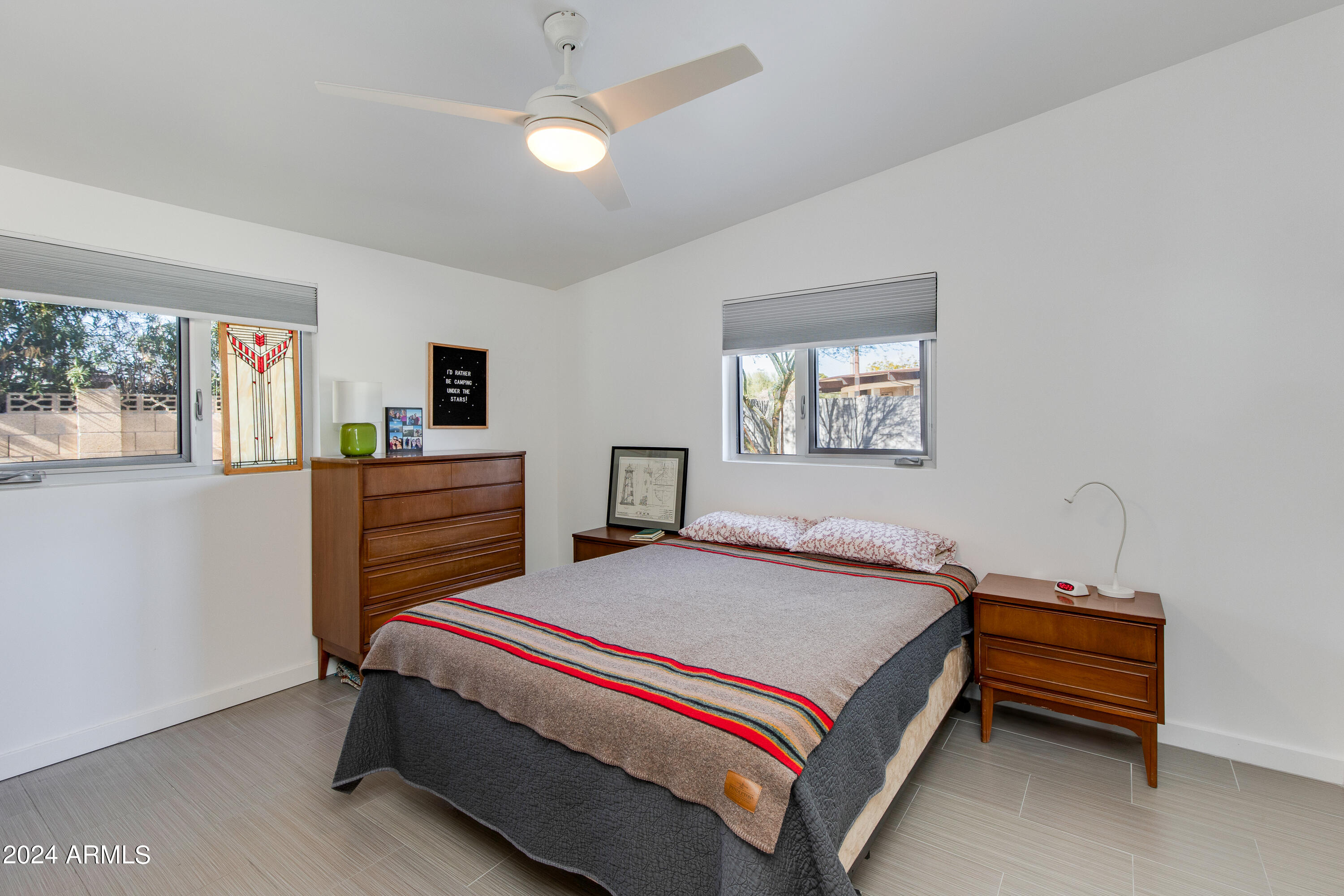 1008 E NORTHVIEW Avenue