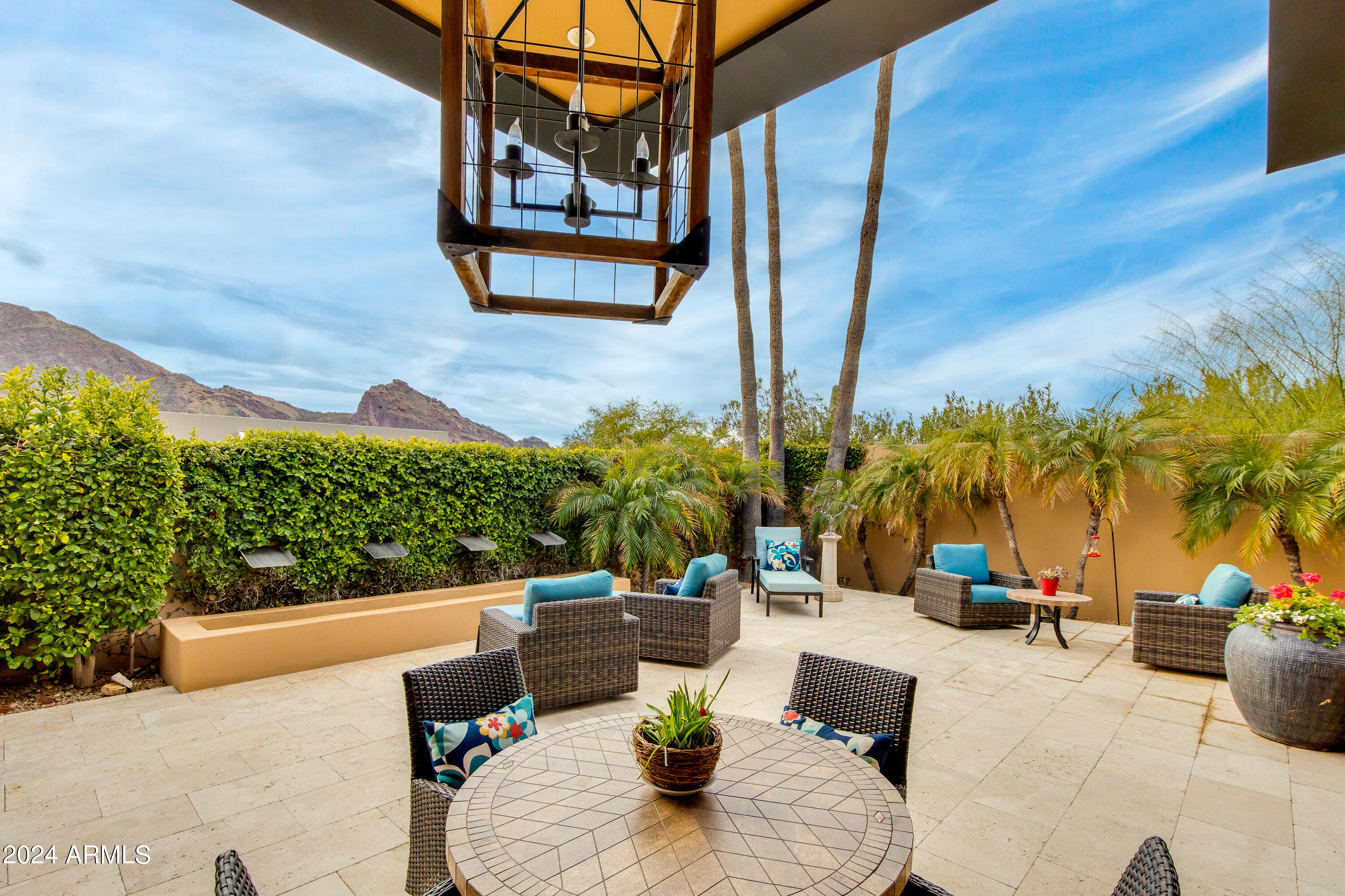 5434 E LINCOLN Drive, 58
