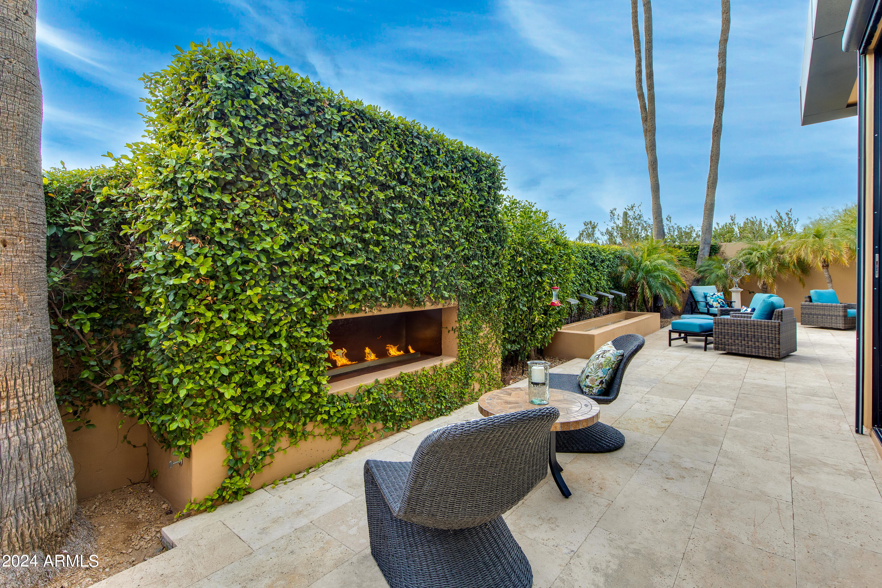5434 E LINCOLN Drive, 58