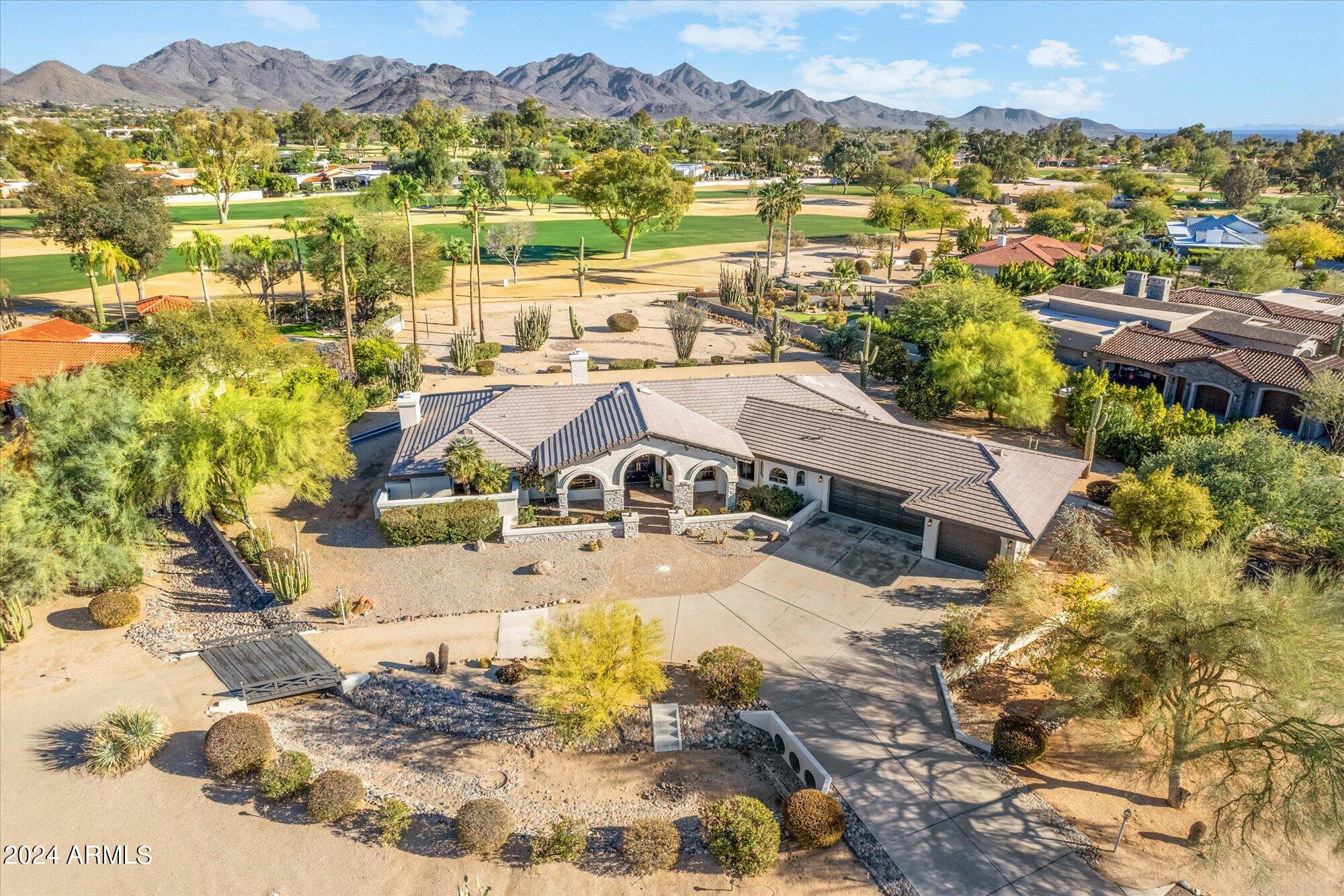 8121 E CONQUISTADORES Drive