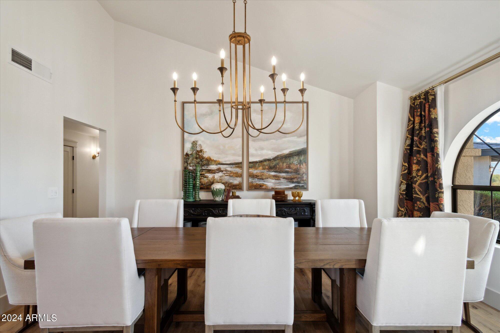 8121 E CONQUISTADORES Drive